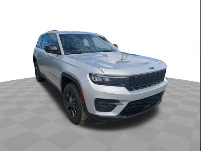 2025 Jeep Grand Cherokee Altitude 4x2