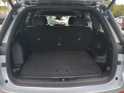 2025 Jeep Grand Cherokee Altitude 4x2