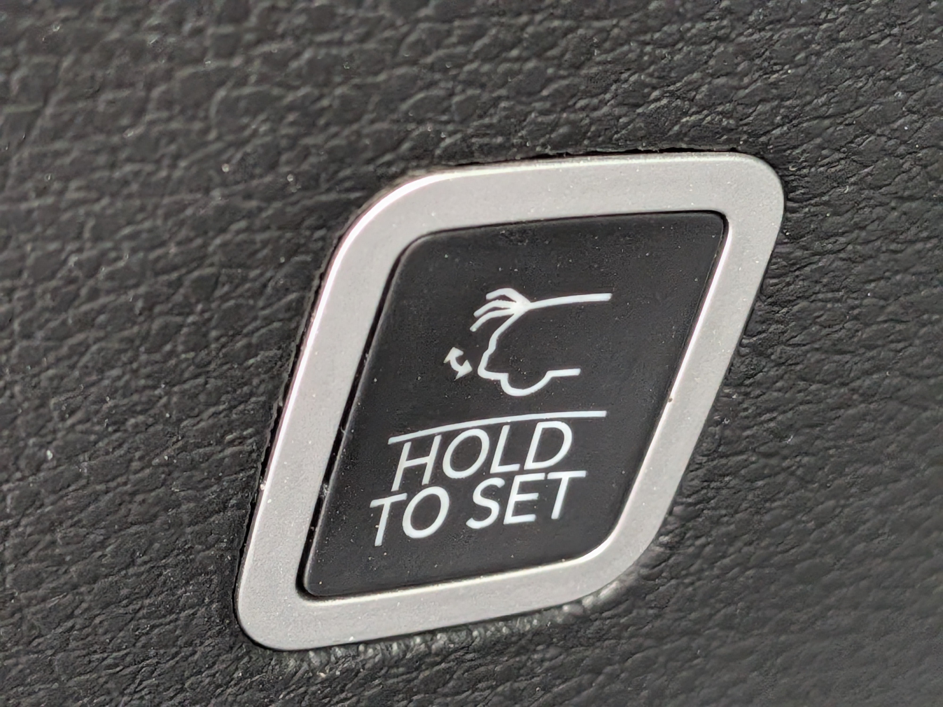 2022 Jeep Wagoneer Series III 4x2