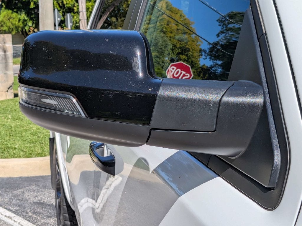 2023 RAM 1500 Limited Crew Cab 4x2 5'7" Box
