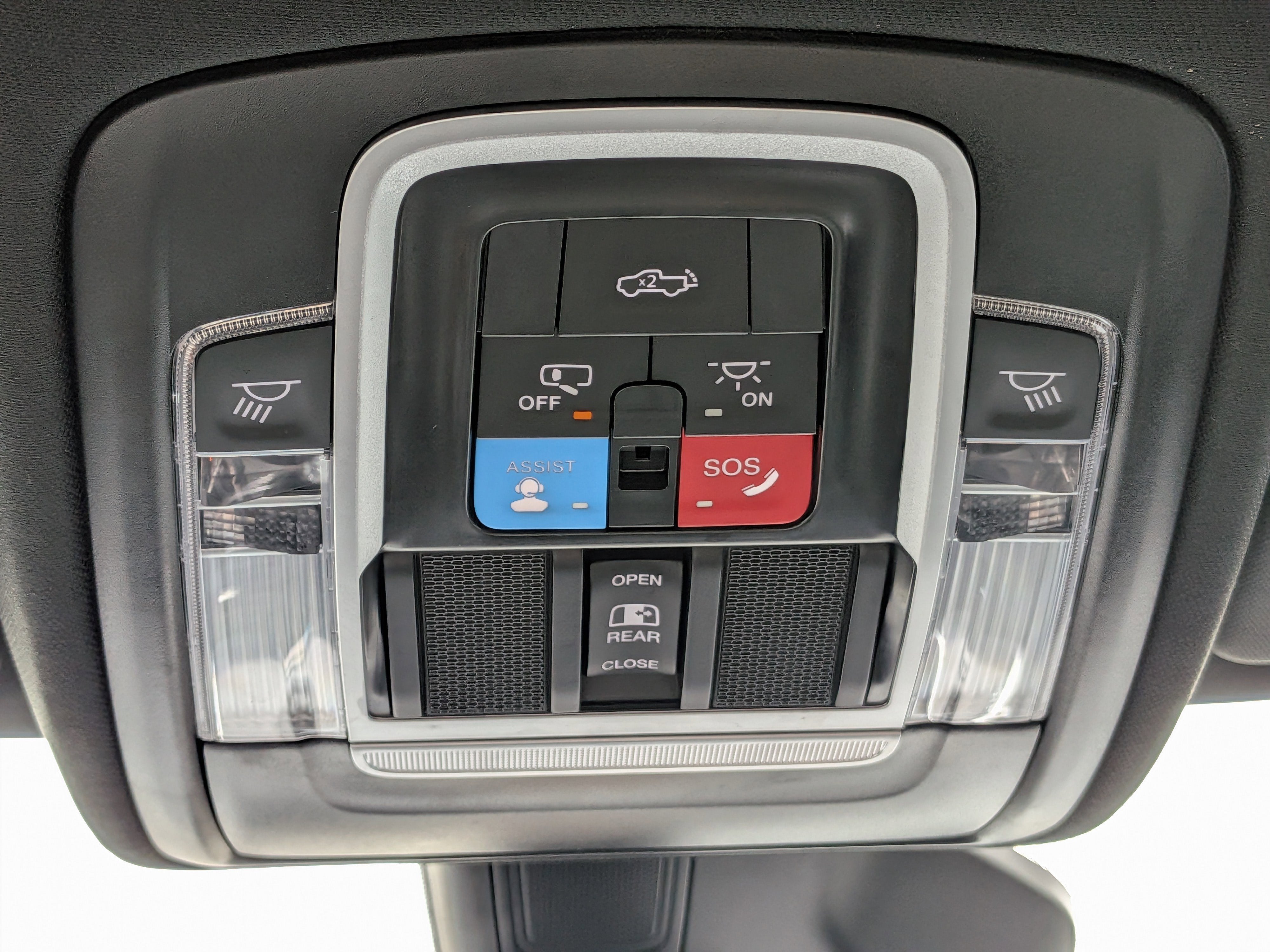 2025 RAM 1500 Big Horn Crew Cab 4x4 5'7" Box
