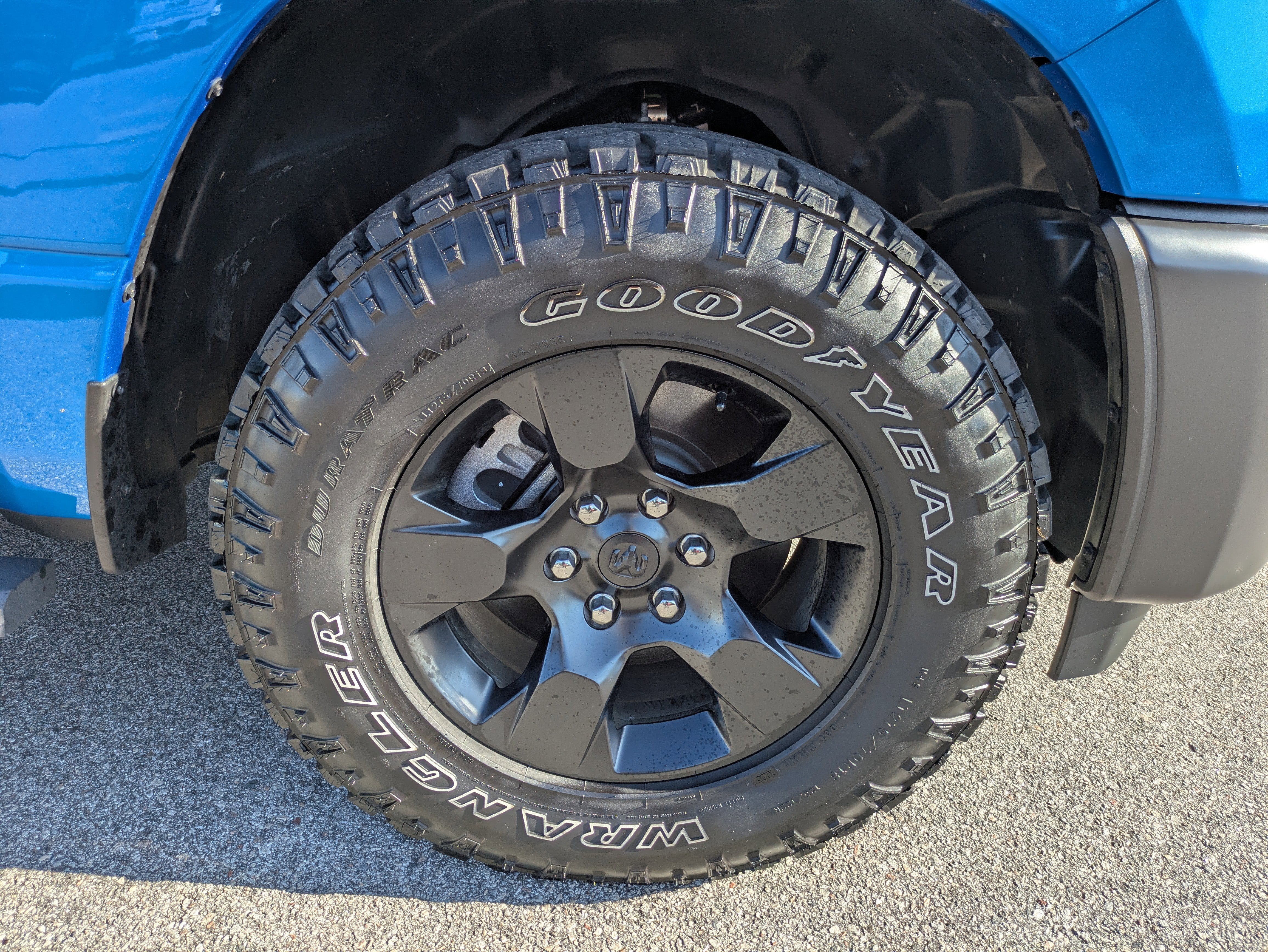 2025 RAM 1500 Warlock Crew Cab 4x4 5'7" Box