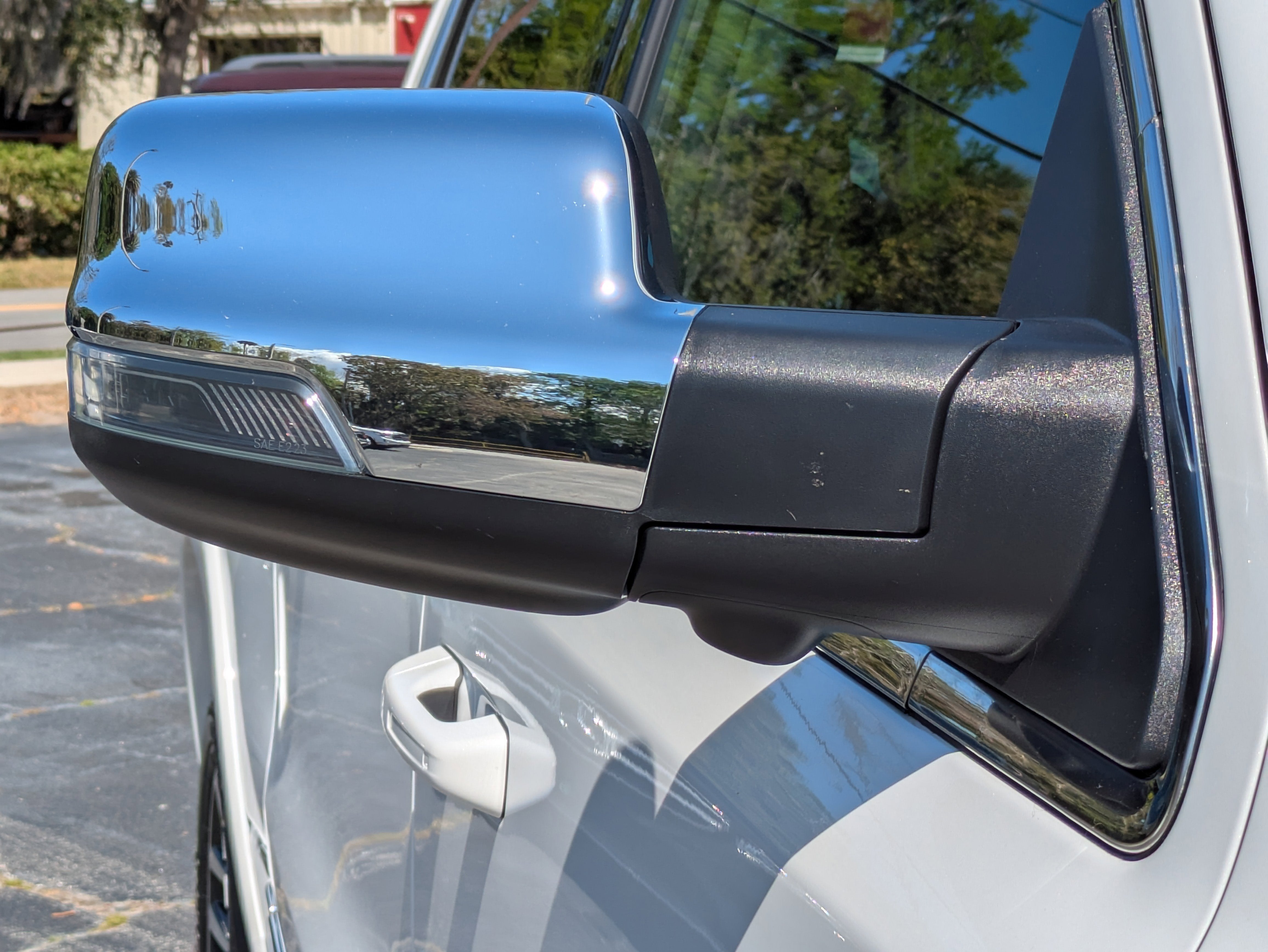 2025 RAM 1500 Limited Crew Cab 4x4 5'7" Box