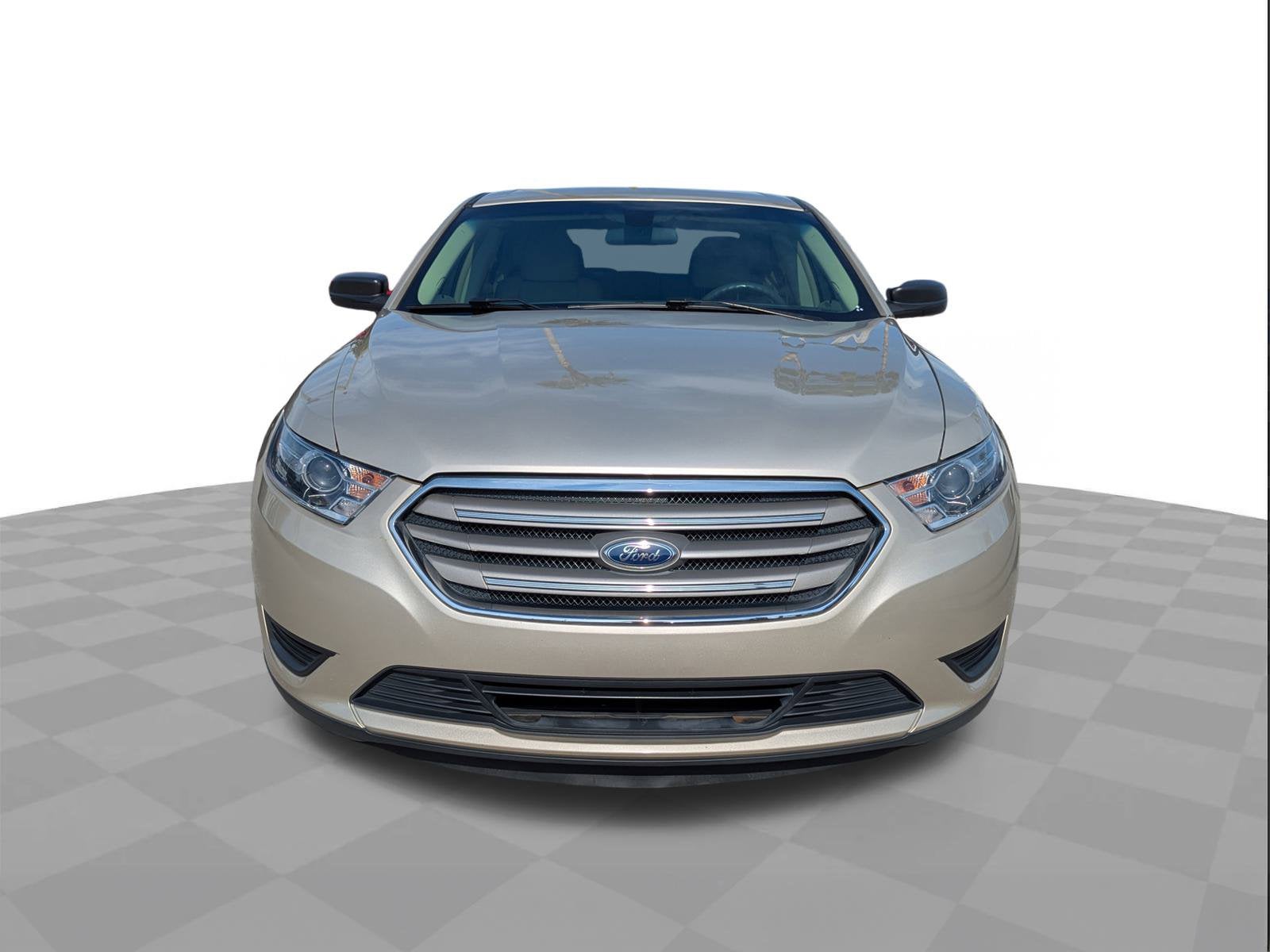 2018 Ford Taurus SE