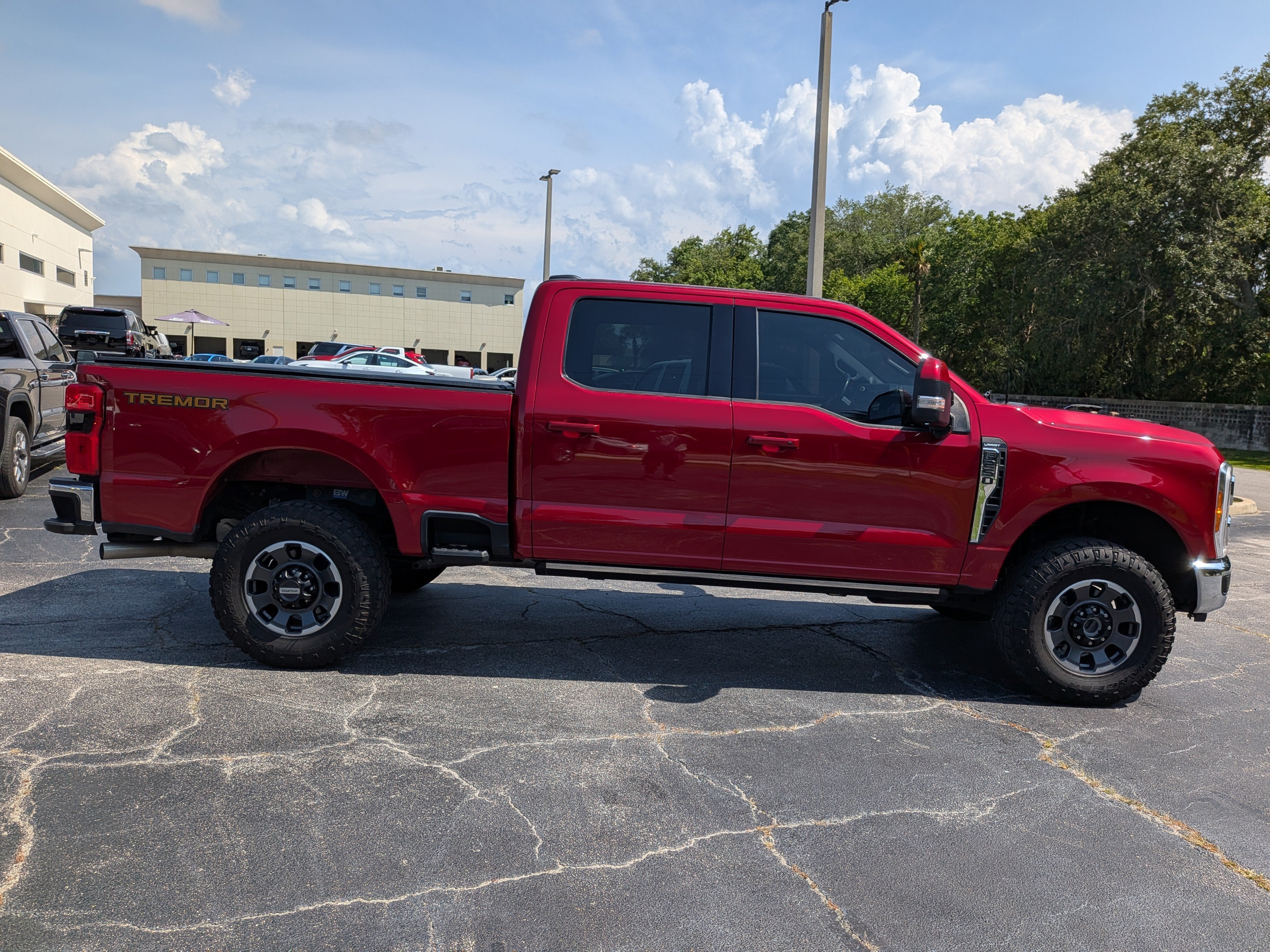 2023 Ford F-250 LARIAT