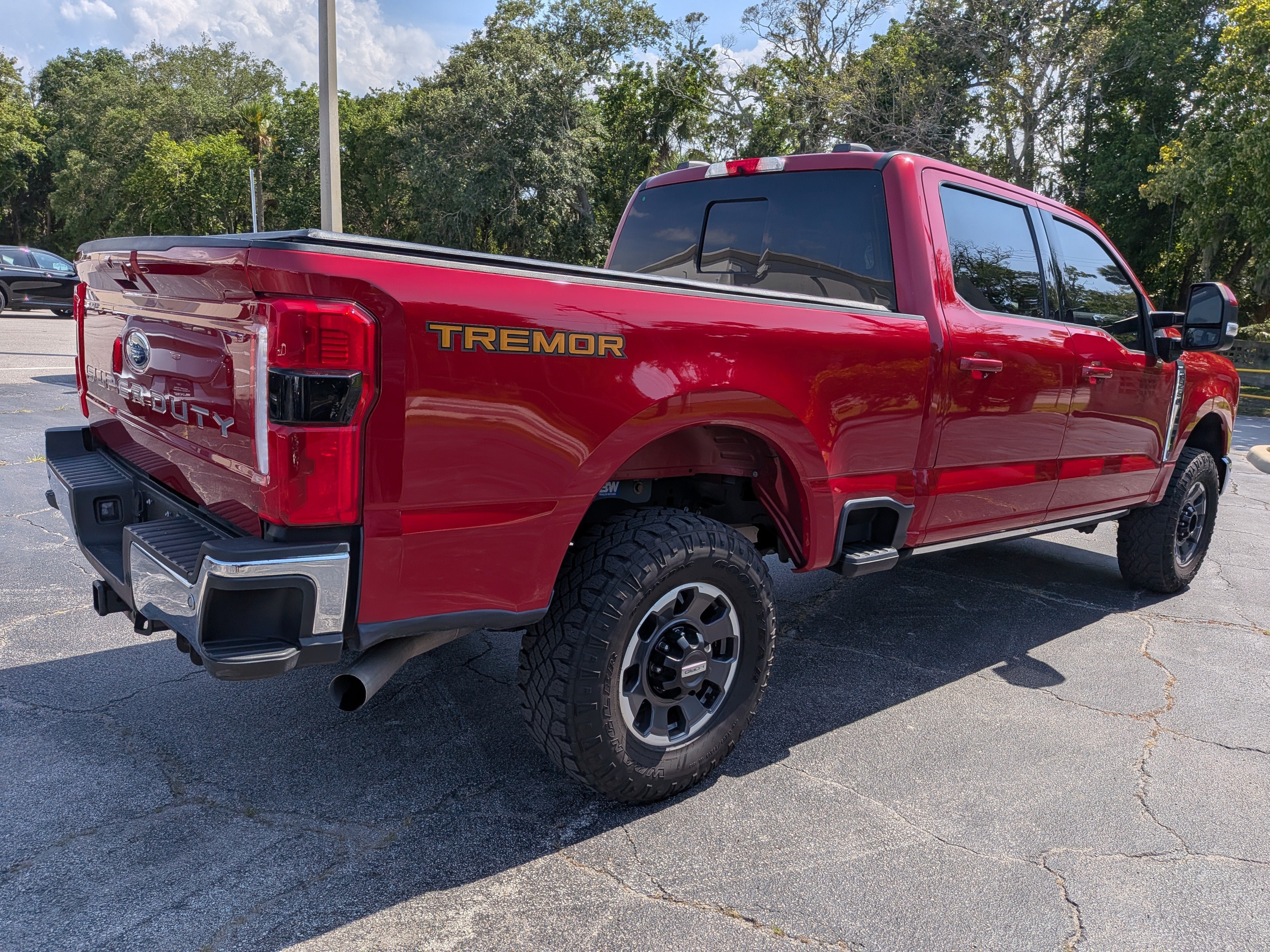2023 Ford F-250 LARIAT