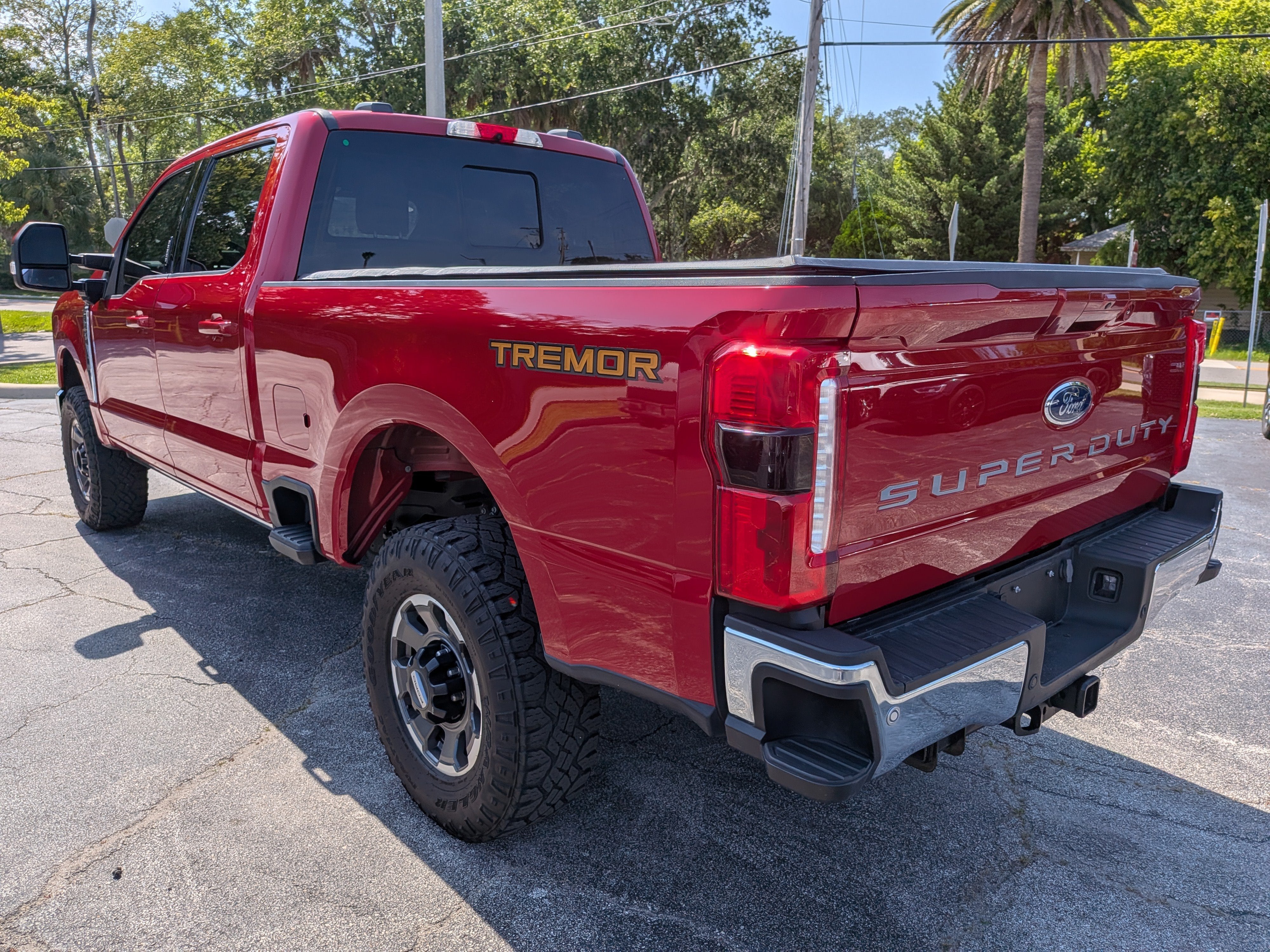 2023 Ford F-250 LARIAT