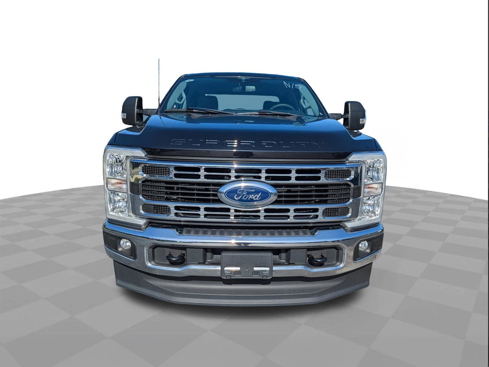 2023 Ford F-350 XLT