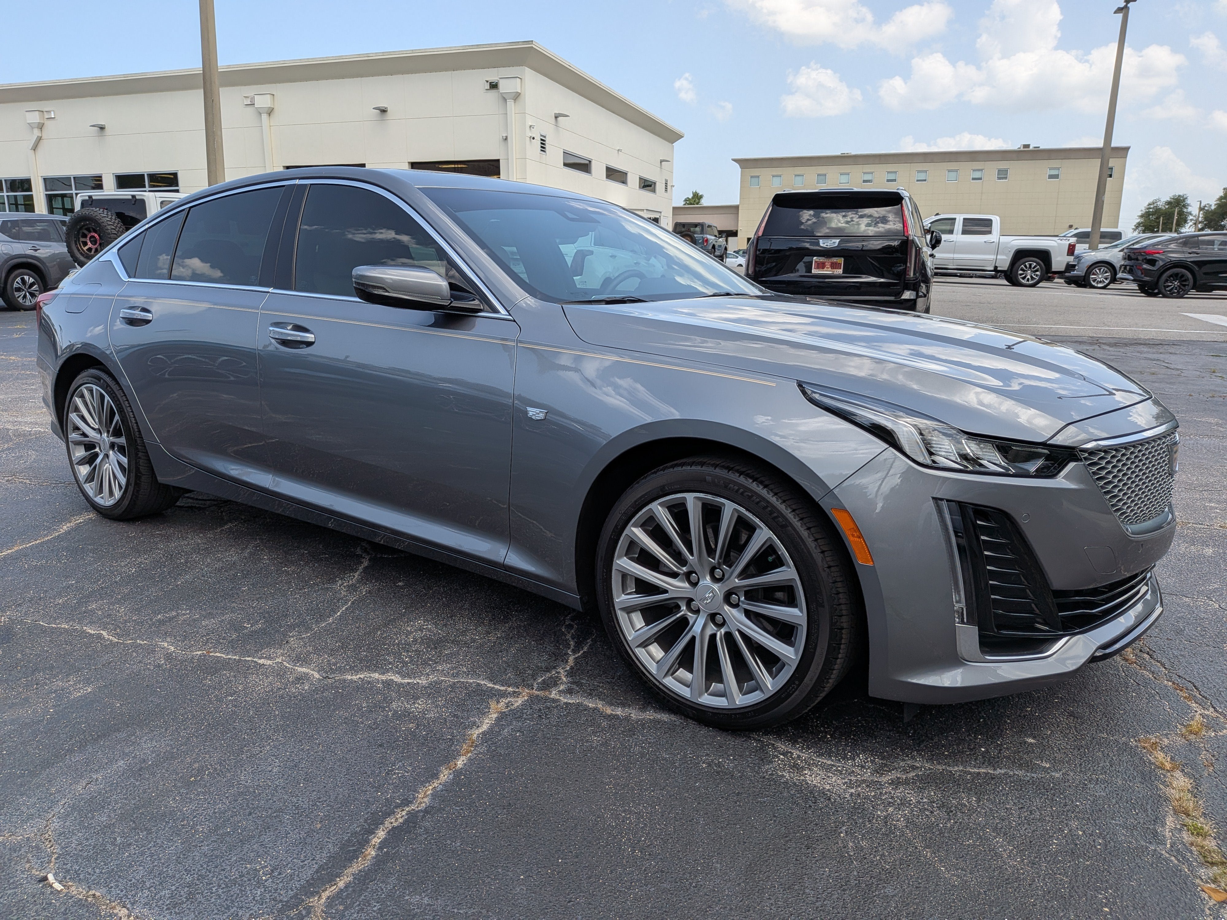 2022 Cadillac CT5 Premium Luxury
