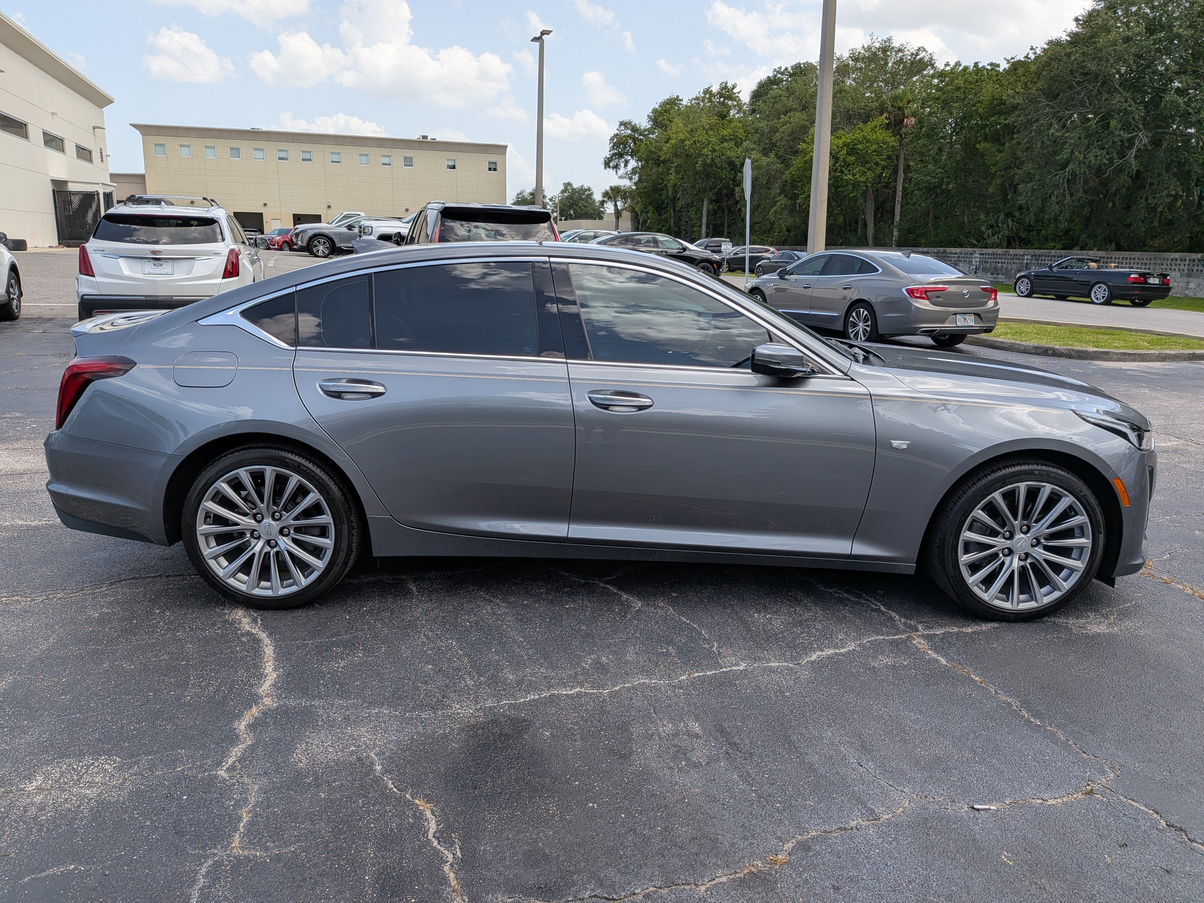 2022 Cadillac CT5 Premium Luxury