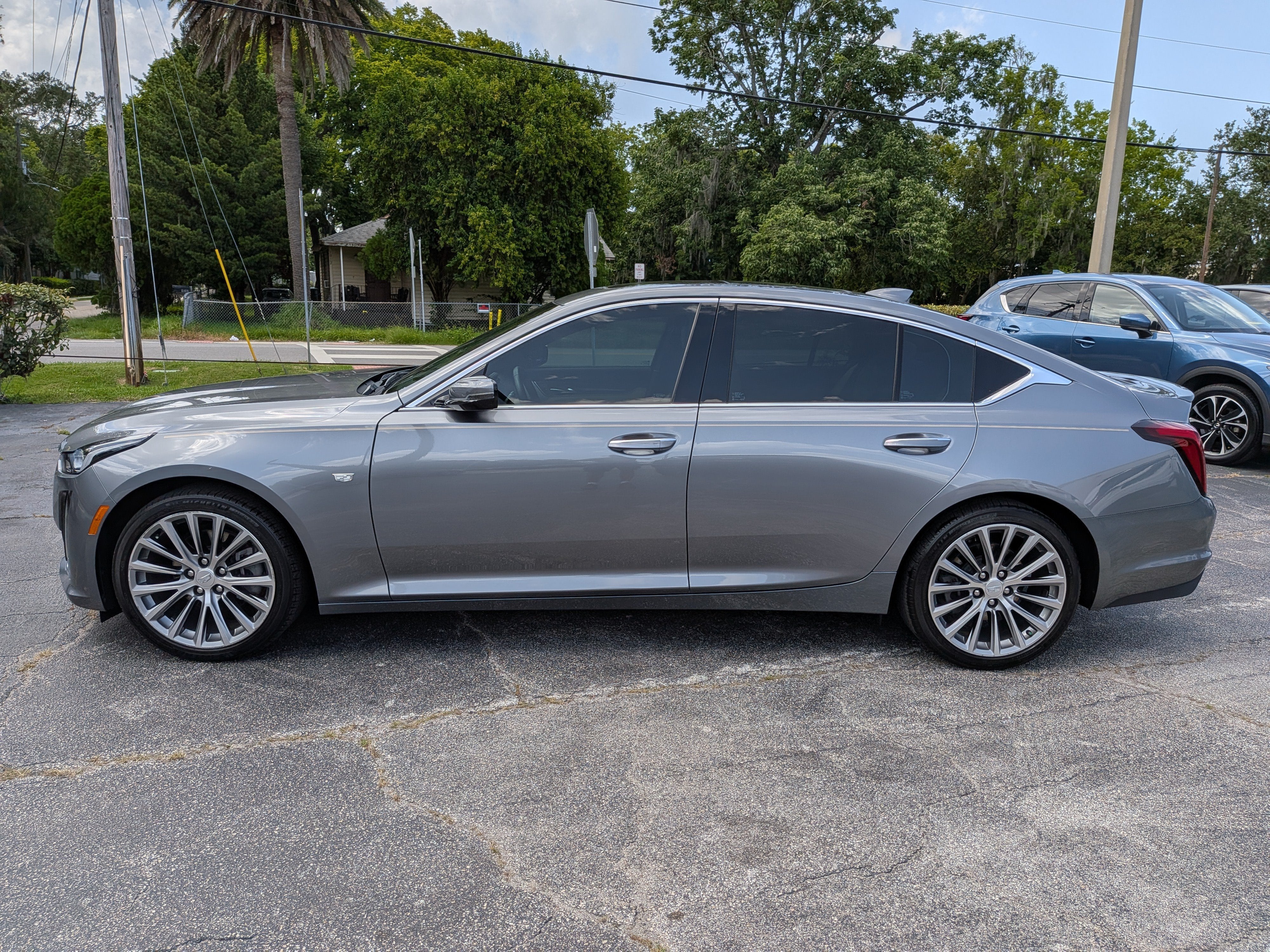 2022 Cadillac CT5 Premium Luxury