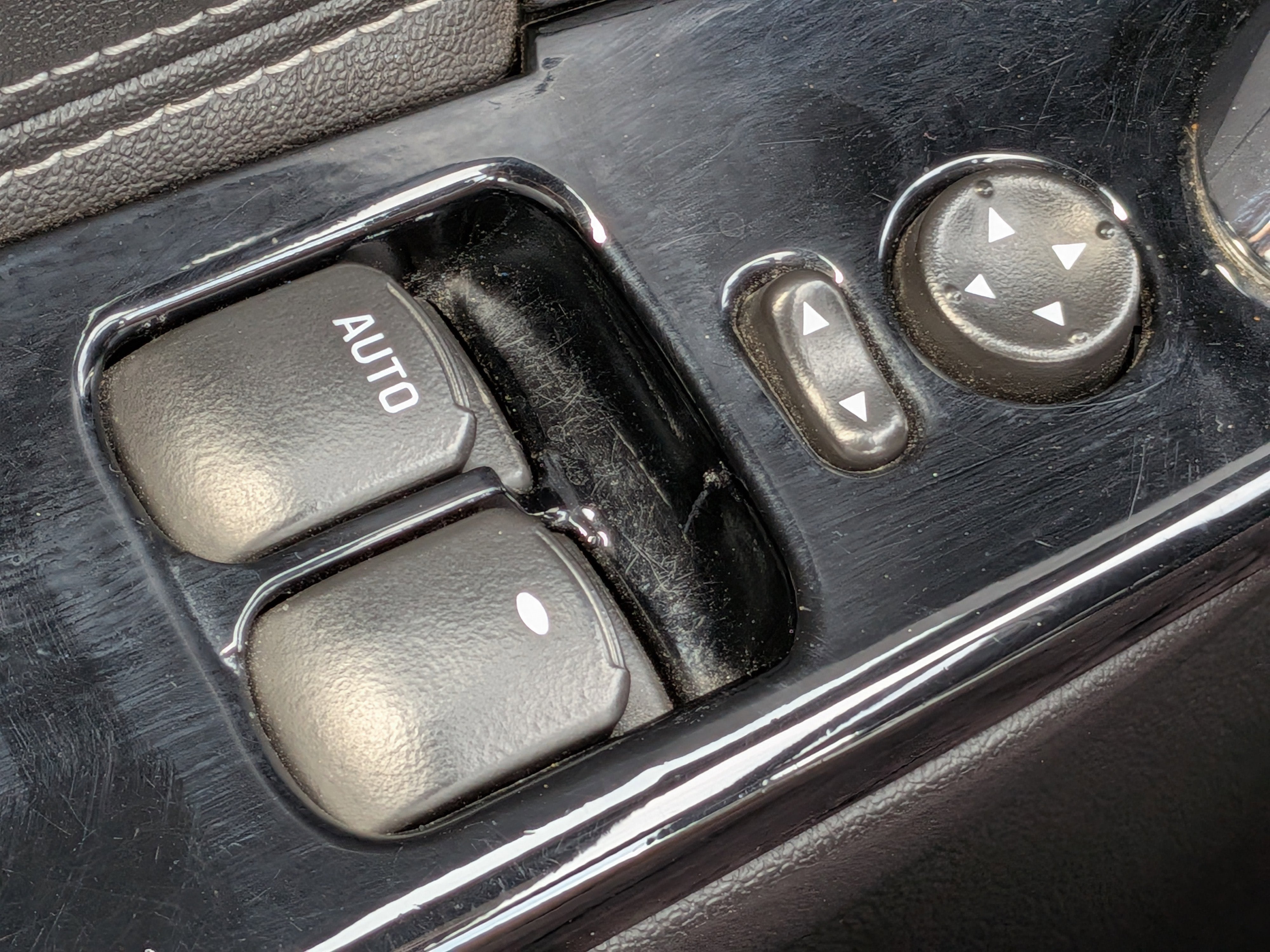 2007 Saturn Sky Base