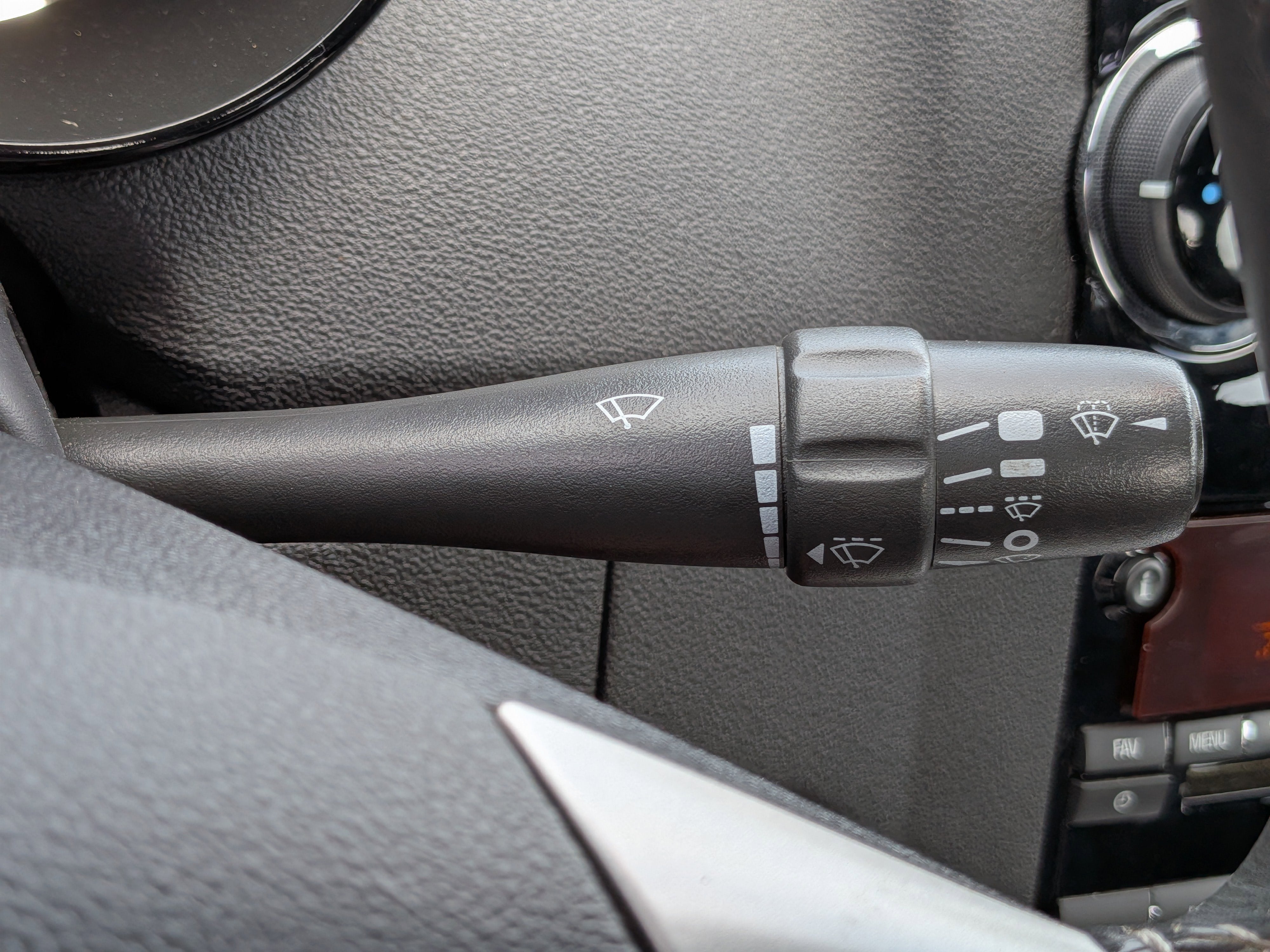 2007 Saturn Sky Base