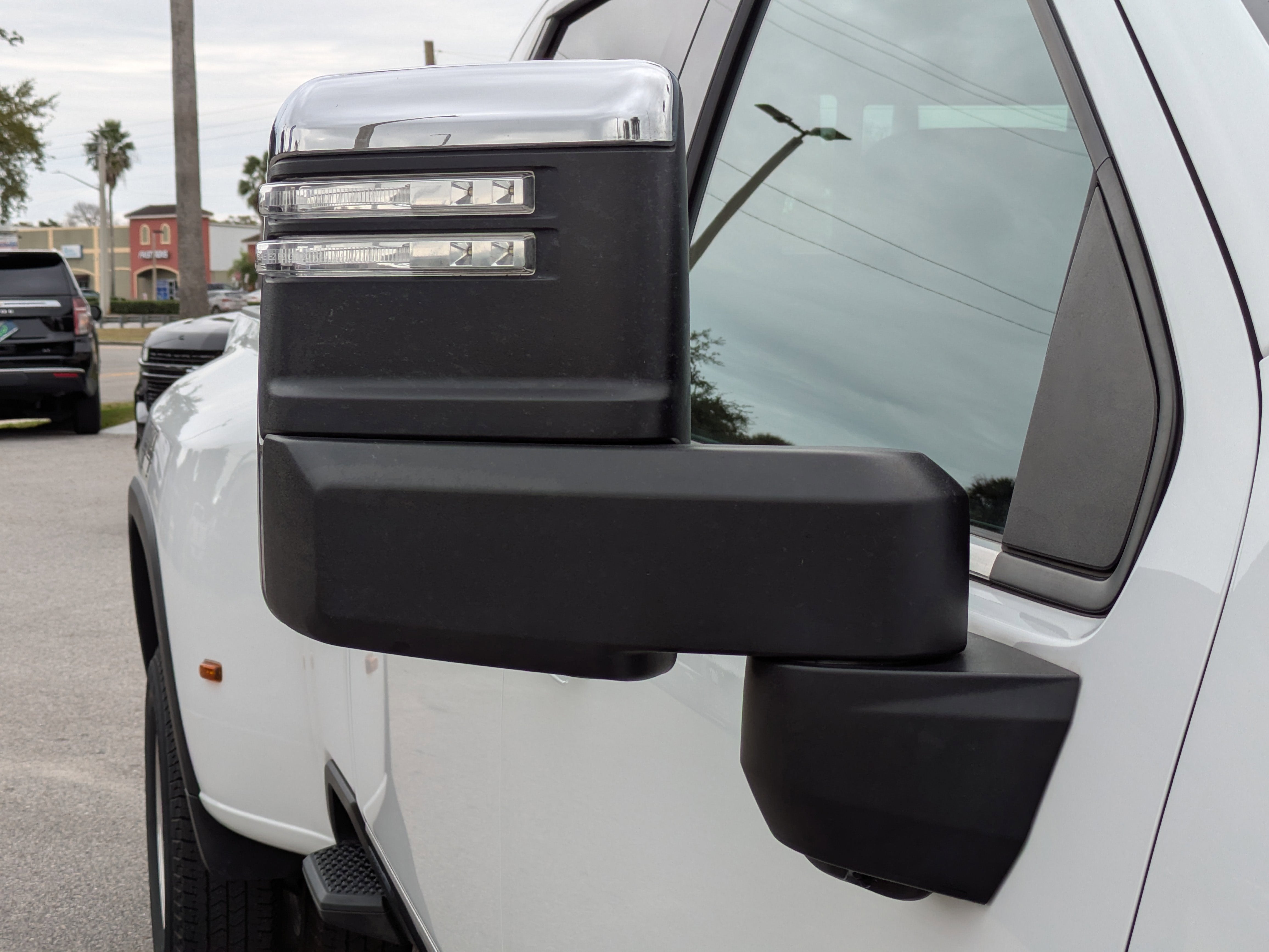 2024 Chevrolet Silverado 3500 HD High Country