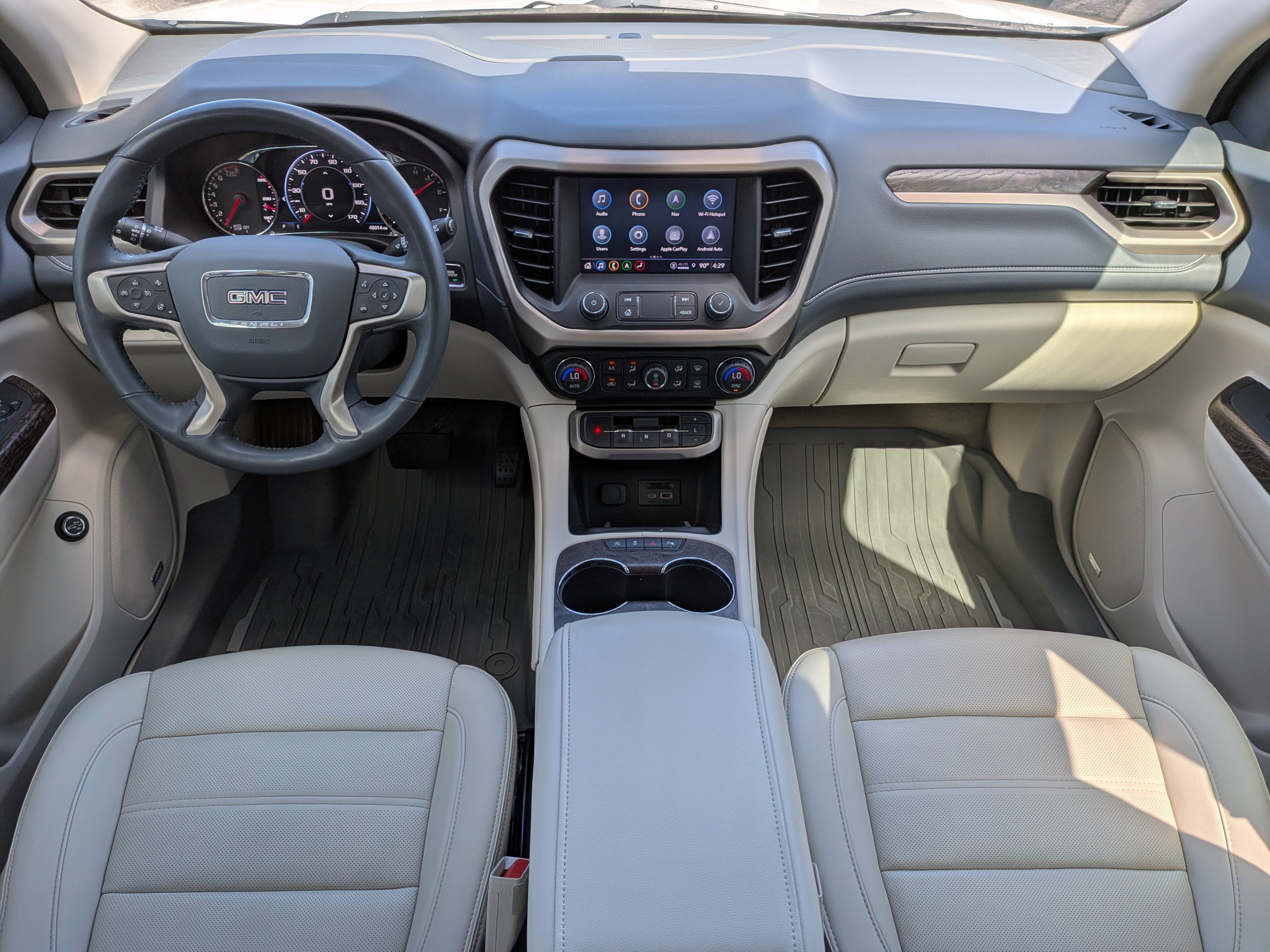 2022 GMC Acadia Denali