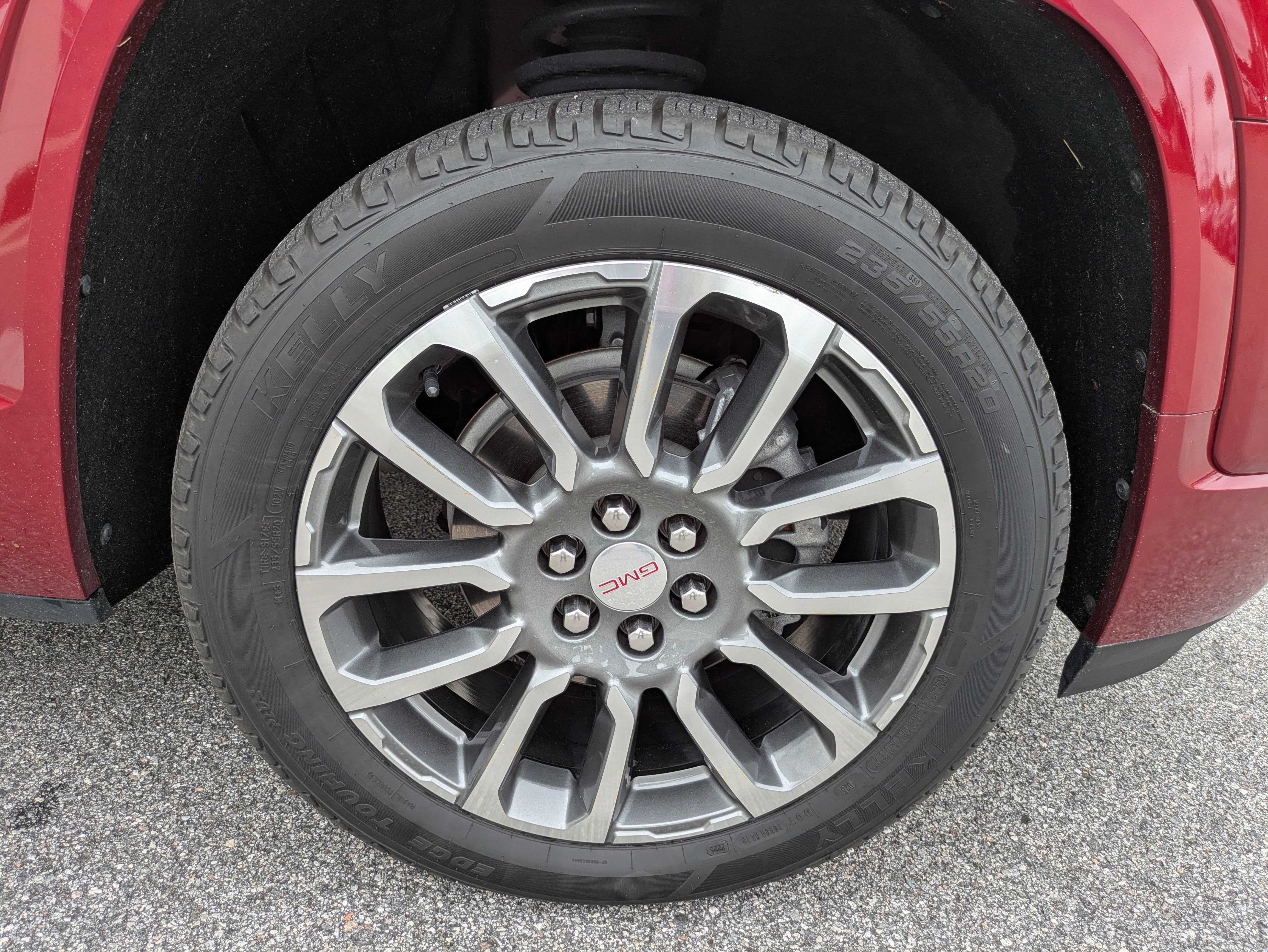 2022 GMC Acadia Denali