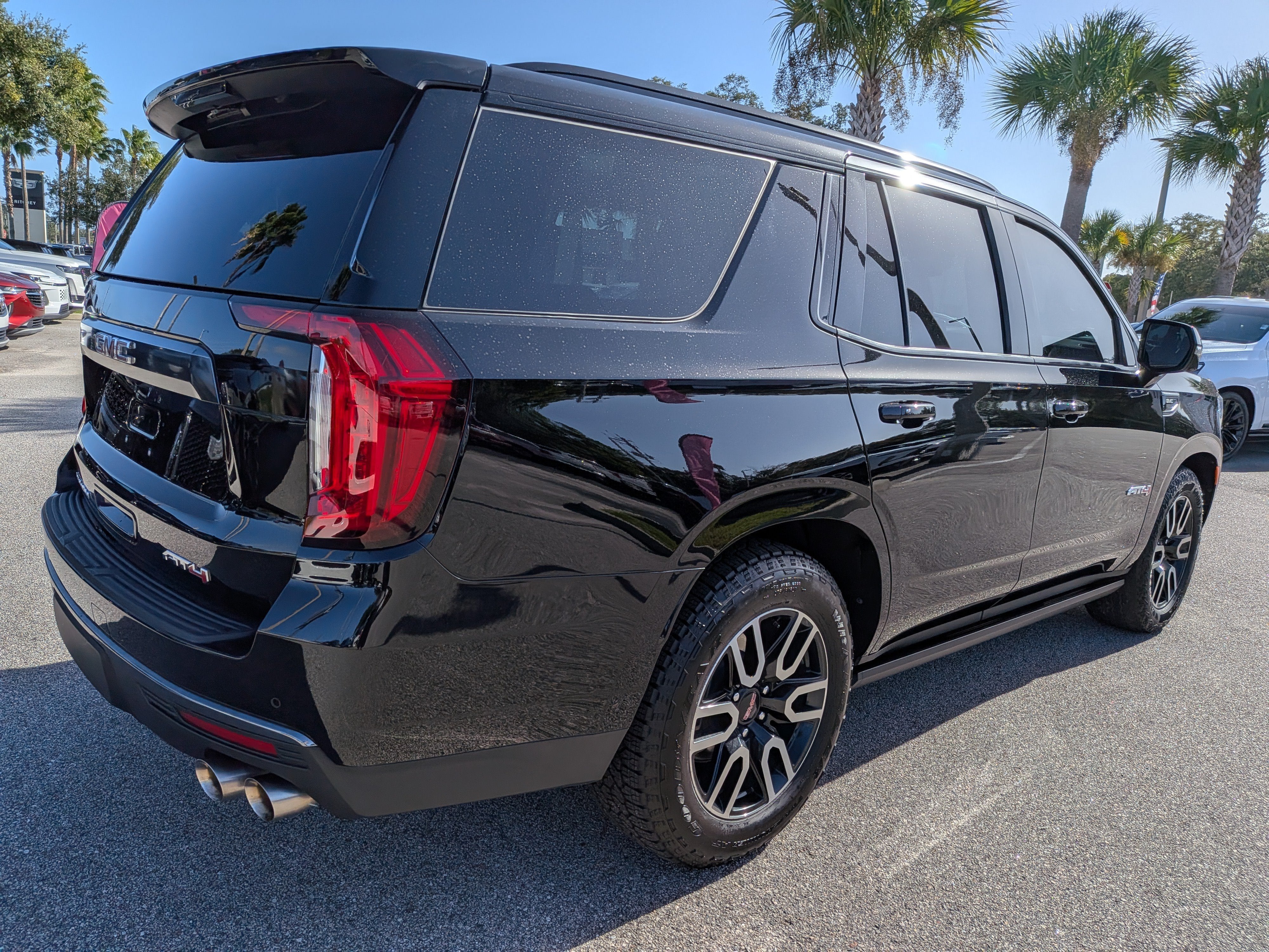 2023 GMC Yukon AT4