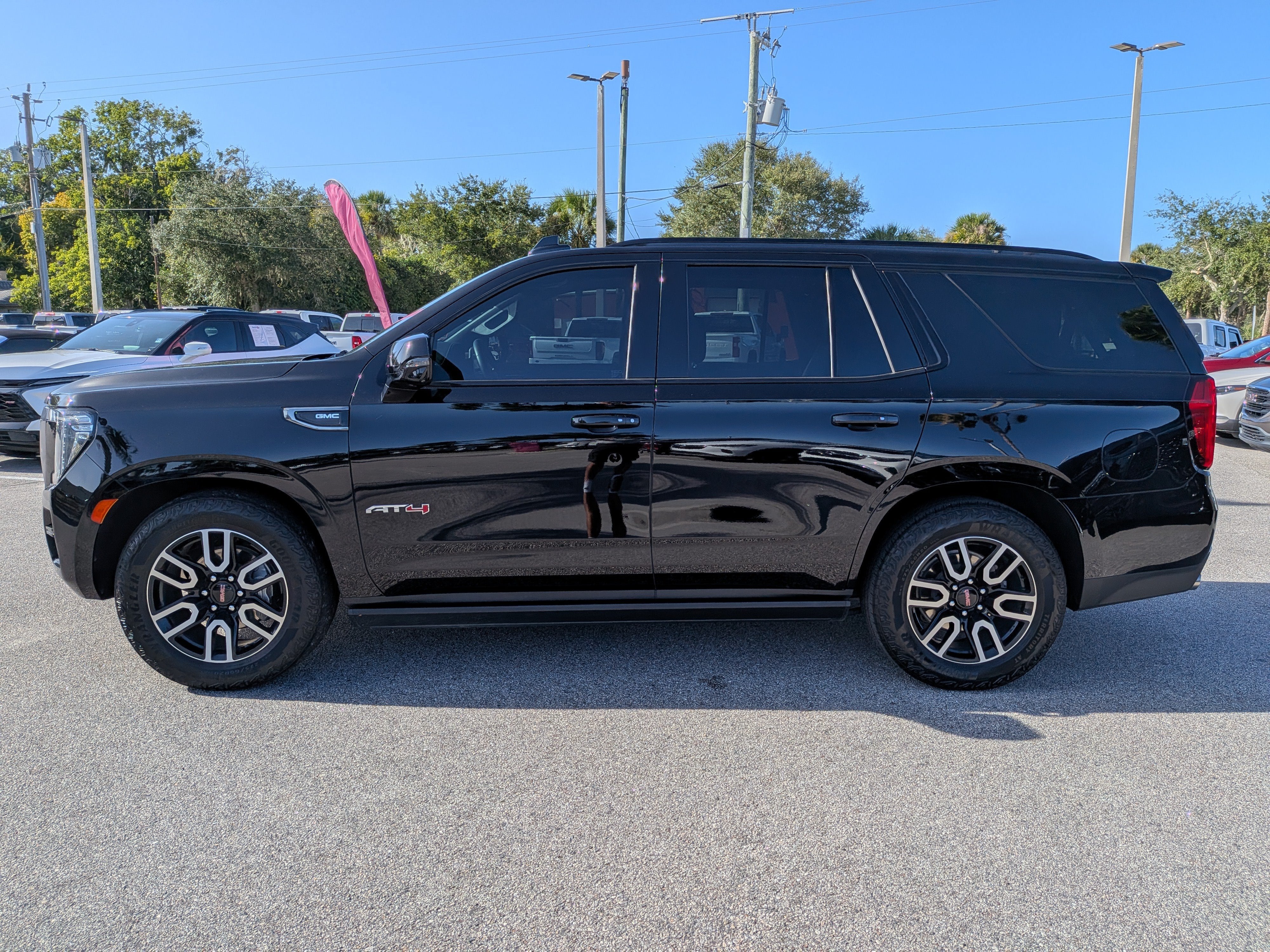 2023 GMC Yukon AT4