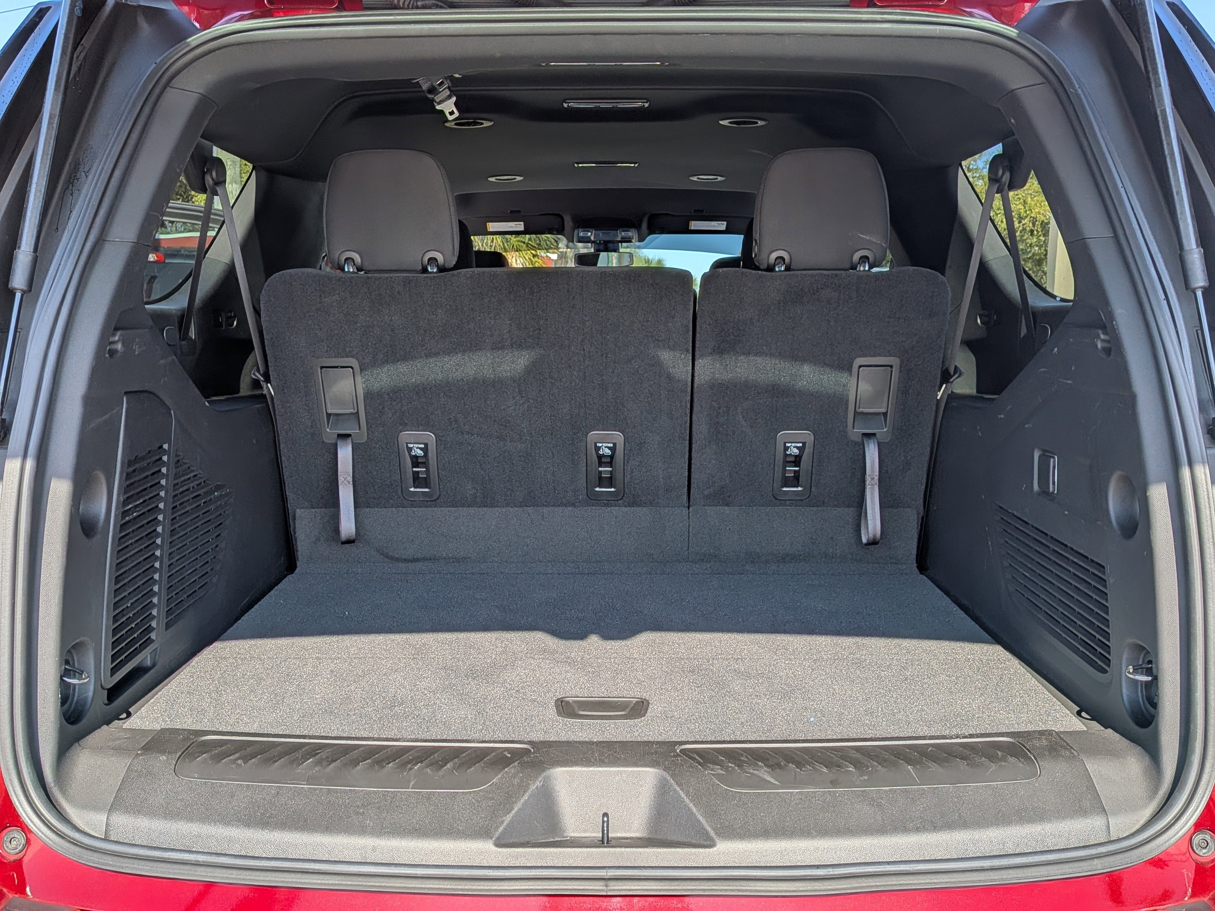 2021 Chevrolet Suburban LS