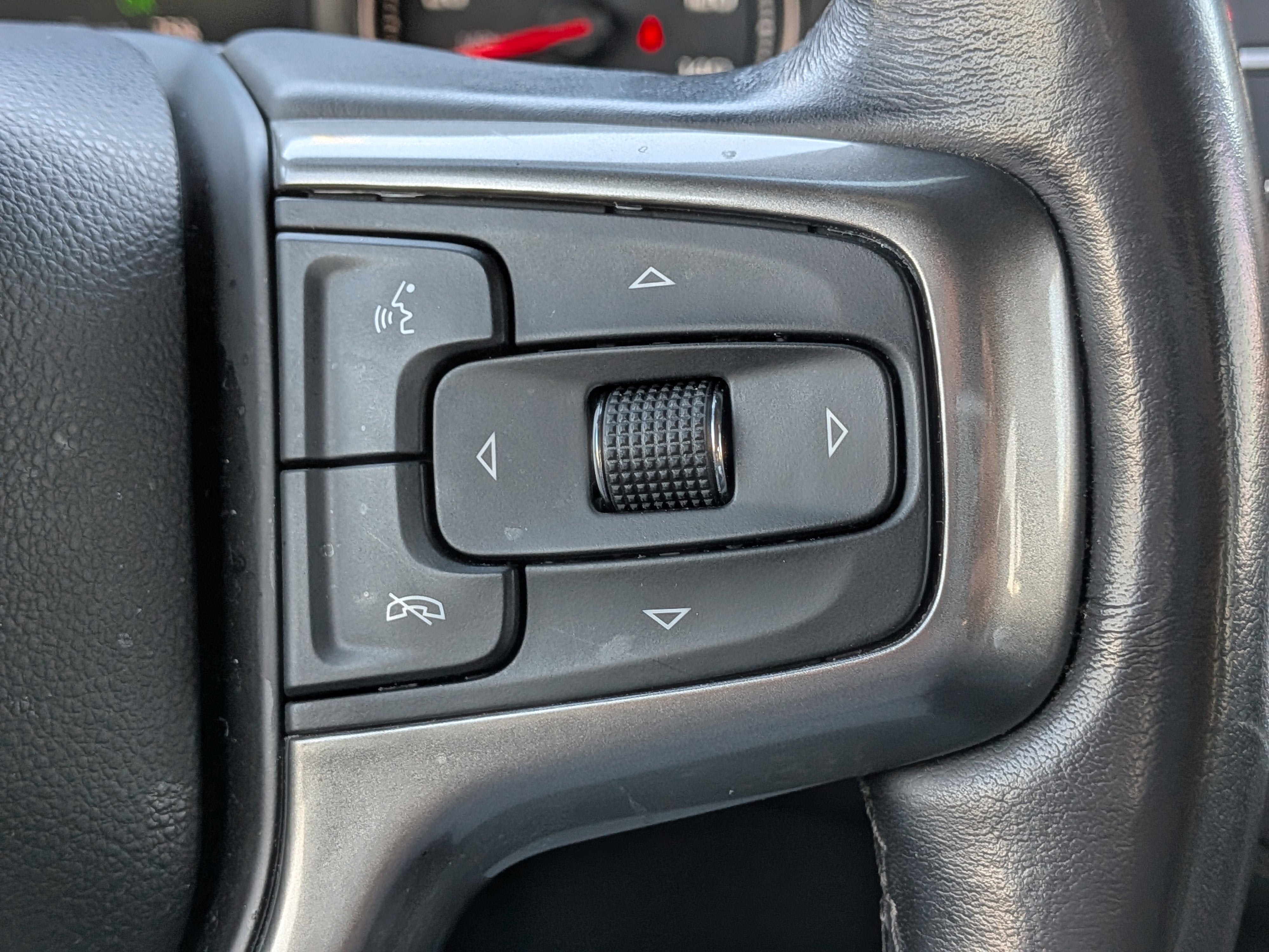 2021 Chevrolet Suburban LS