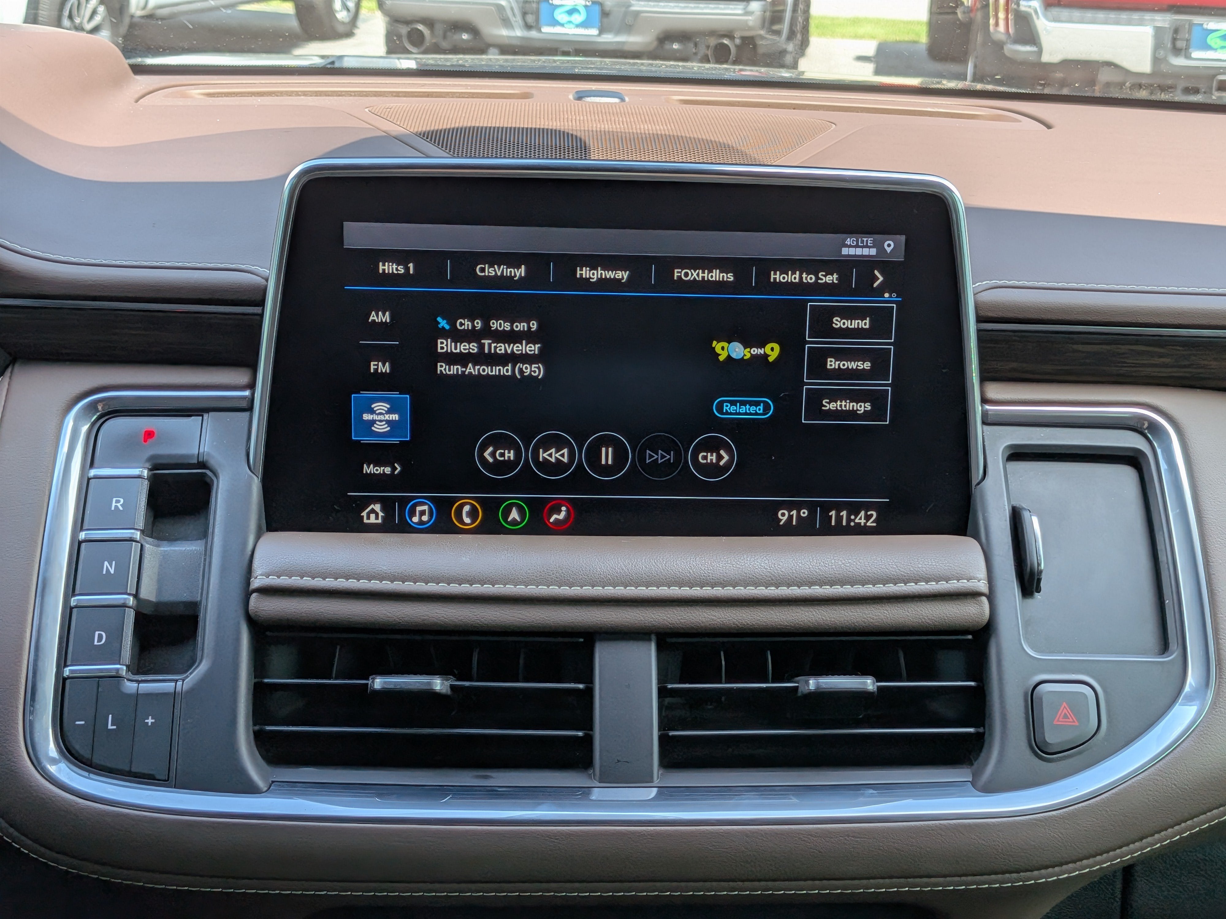2021 Chevrolet Suburban High Country