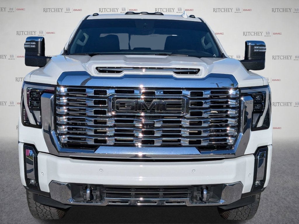 2025 GMC Sierra 3500 HD Denali