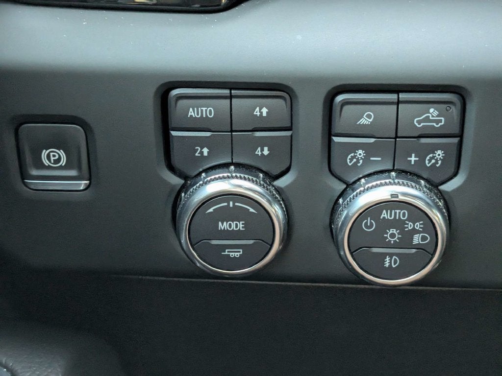 2025 GMC Sierra 3500 HD Denali
