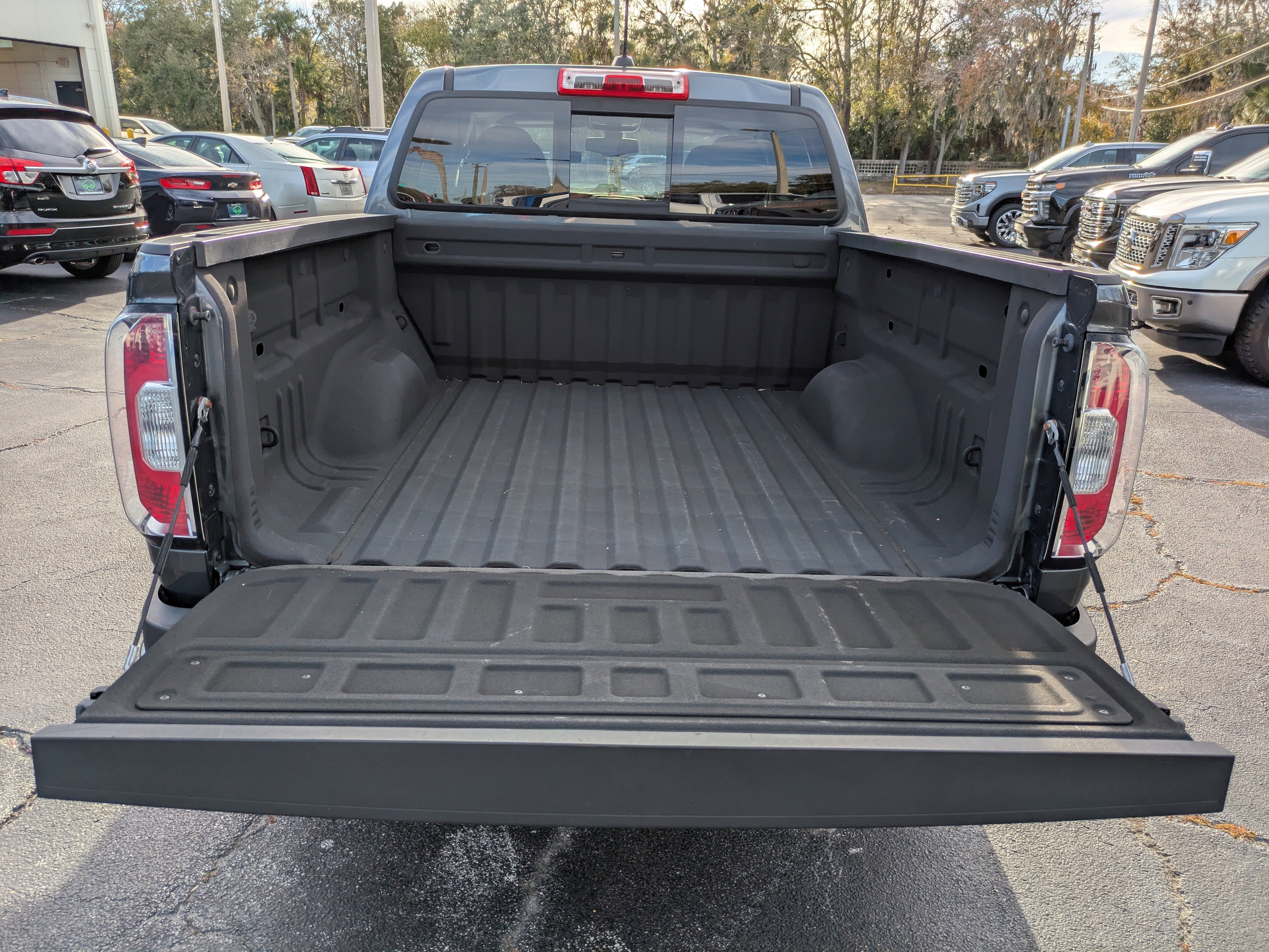 2016 GMC Canyon 2WD SLE
