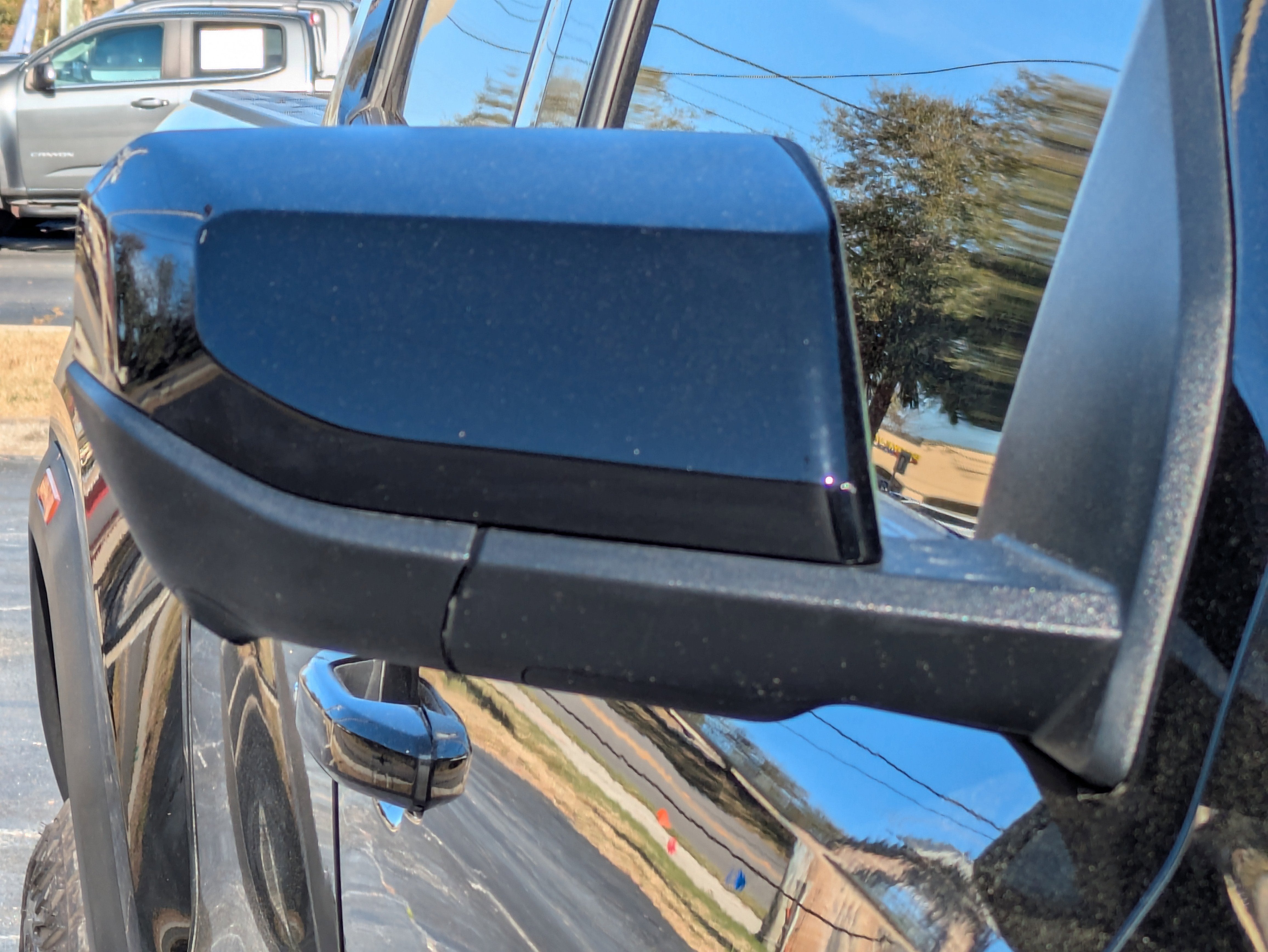 2023 GMC Canyon AT4X