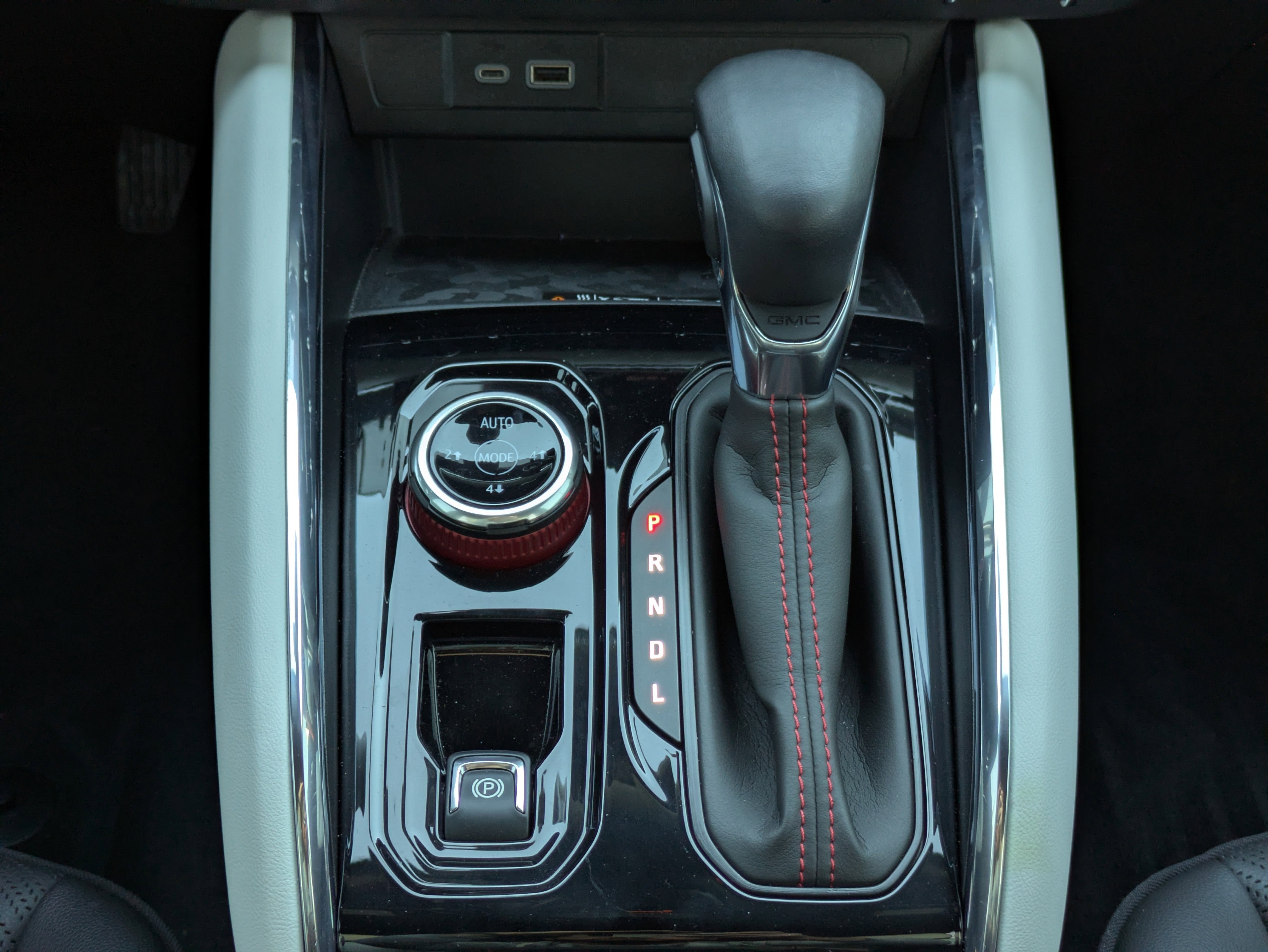 2023 GMC Canyon AT4X