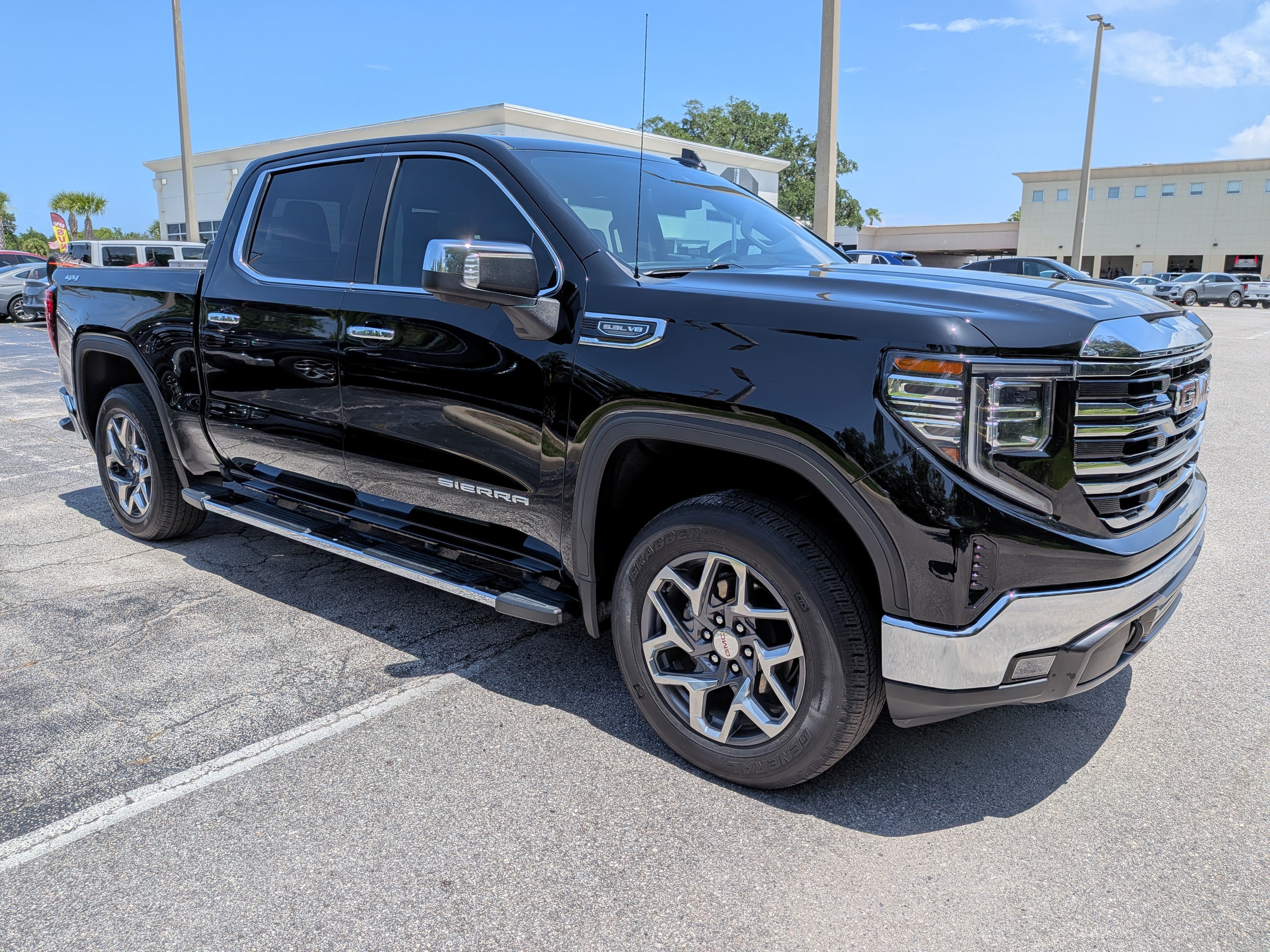 2022 GMC Sierra 1500 SLT