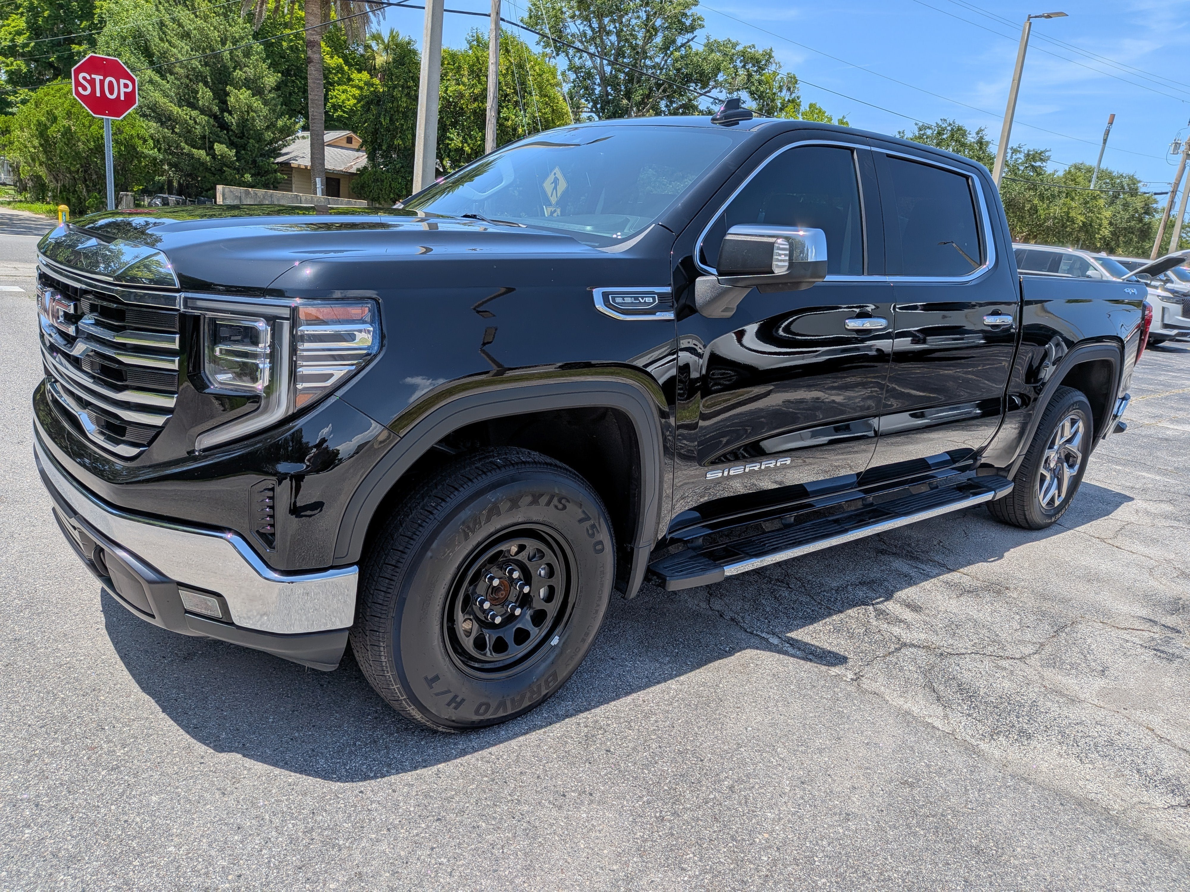 2022 GMC Sierra 1500 SLT