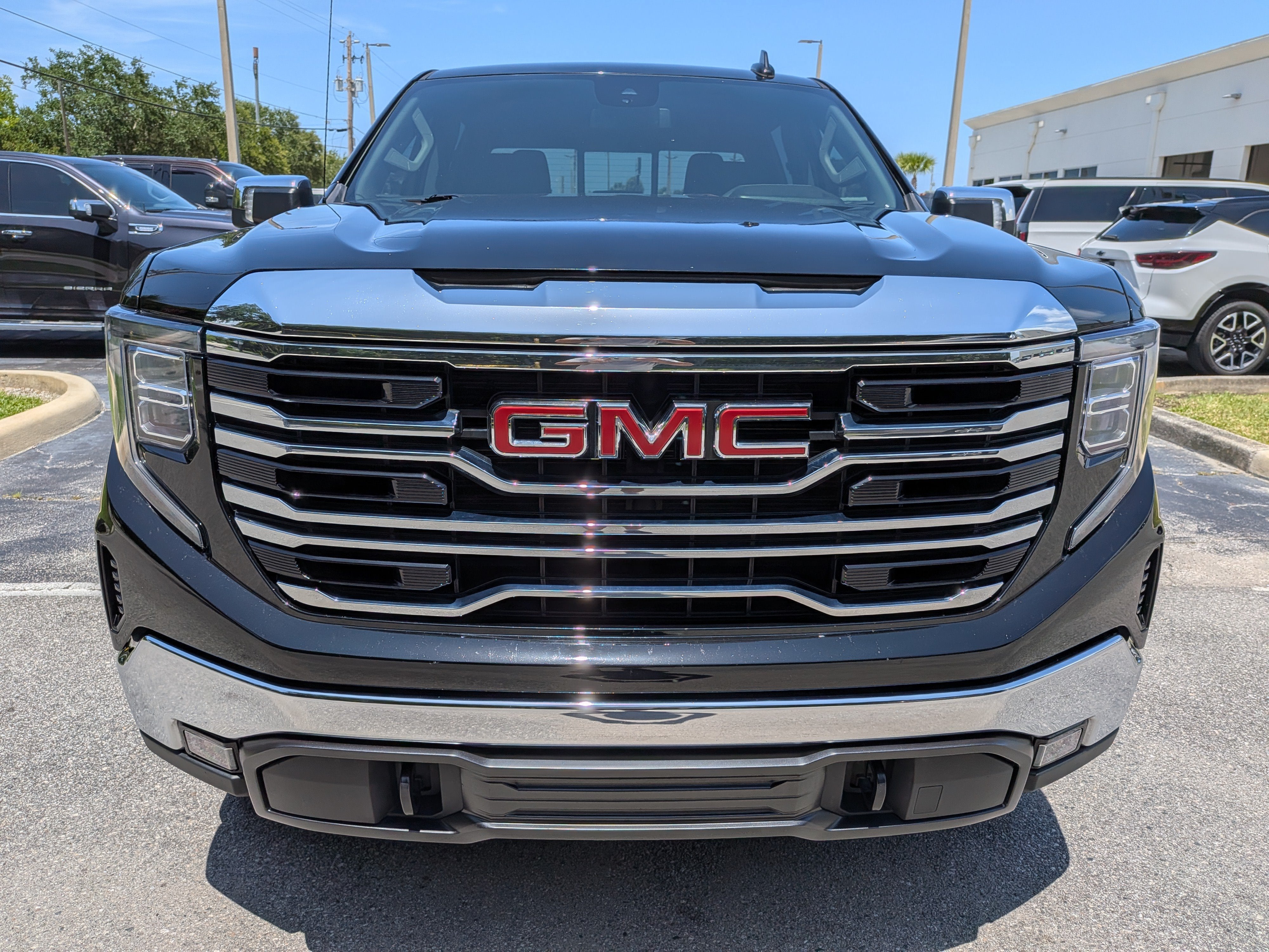 2022 GMC Sierra 1500 SLT