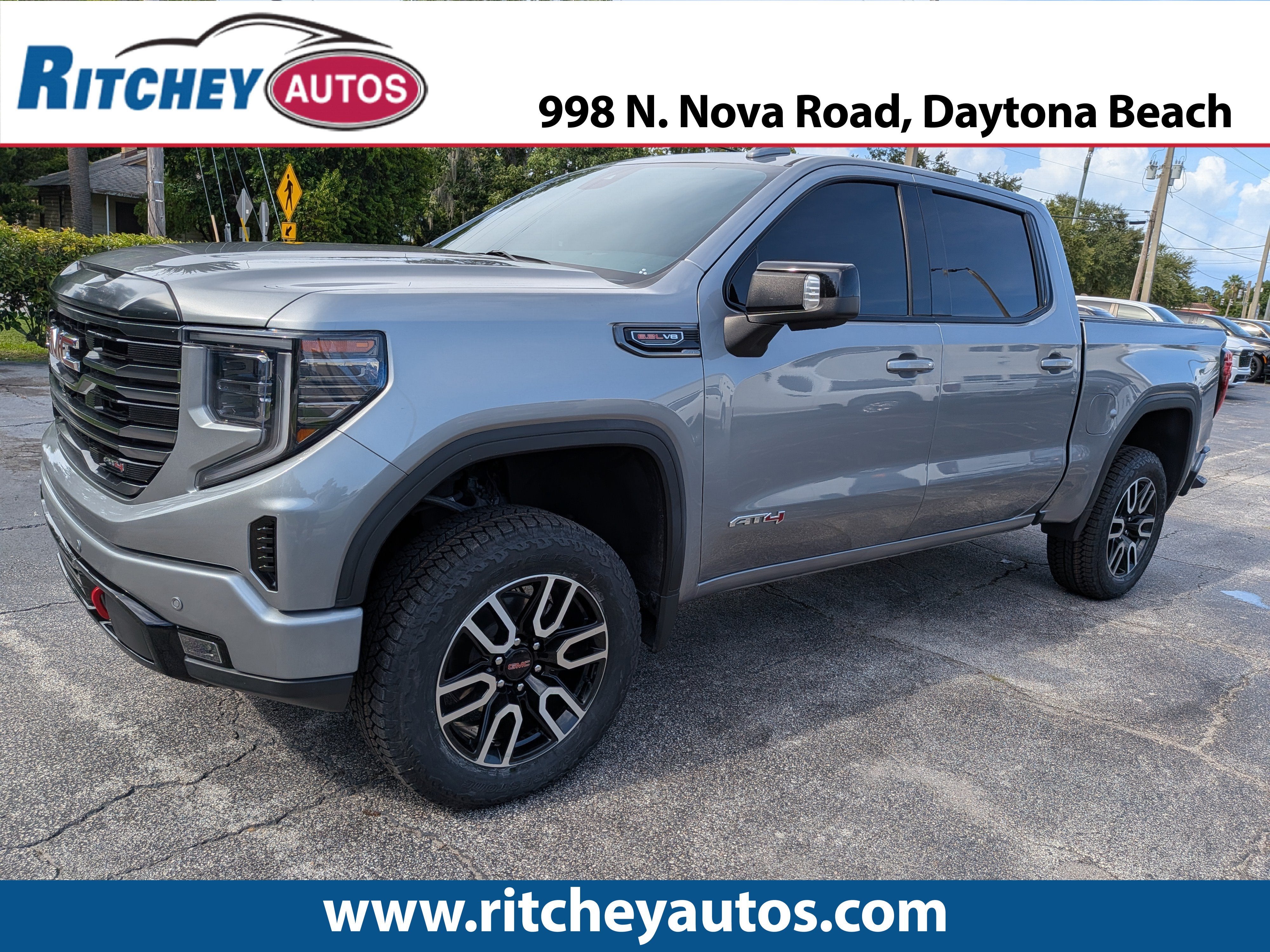 2023 GMC Sierra 1500 AT4