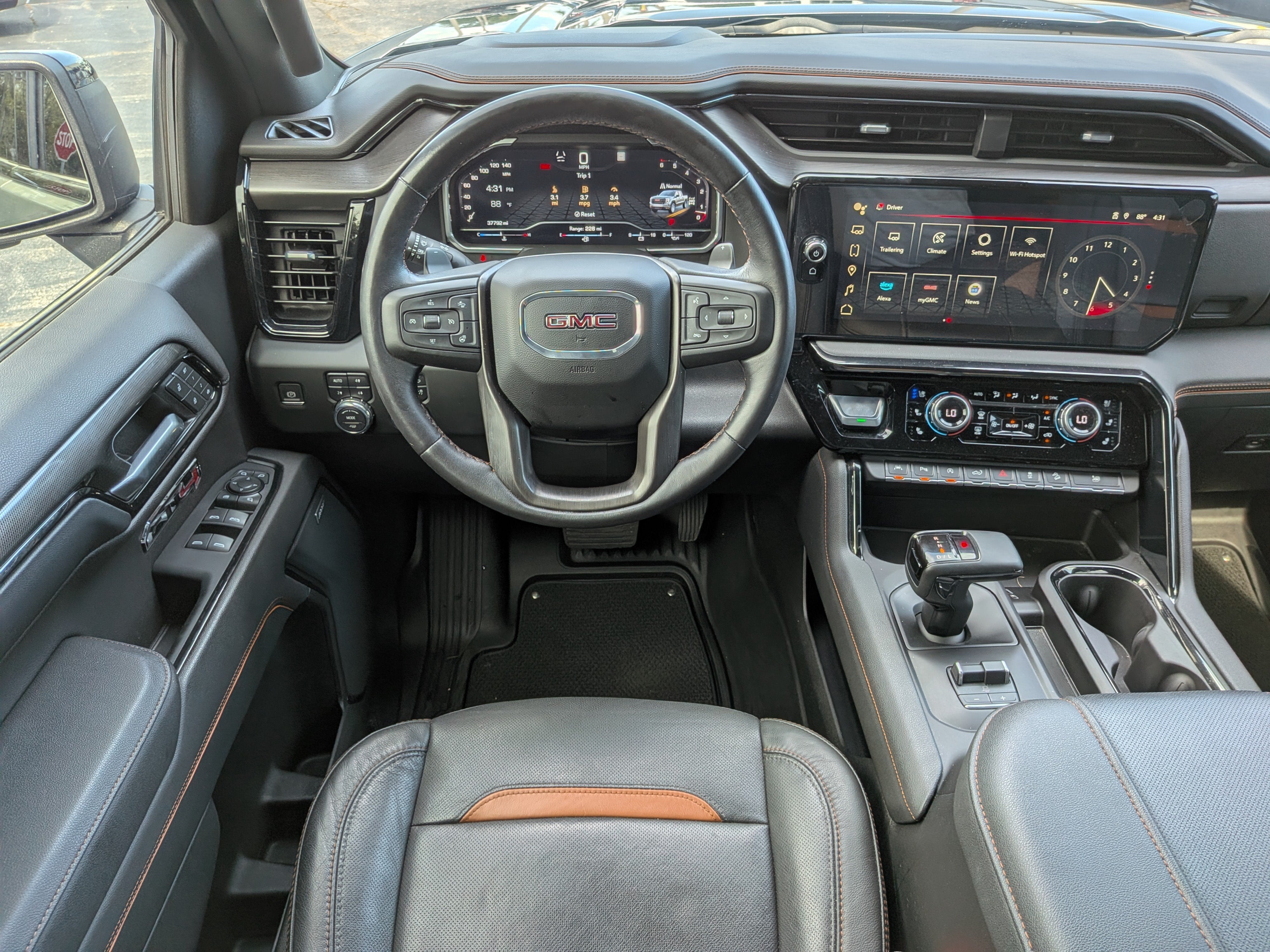 2023 GMC Sierra 1500 AT4