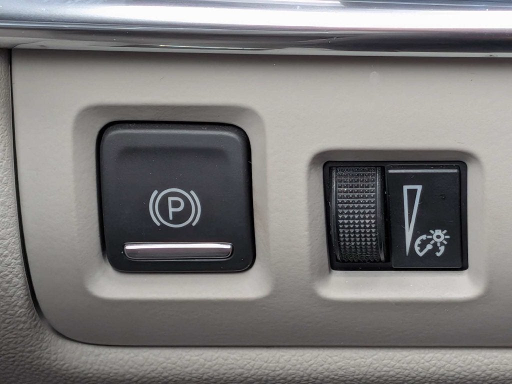 2019 Cadillac XT4 FWD Luxury