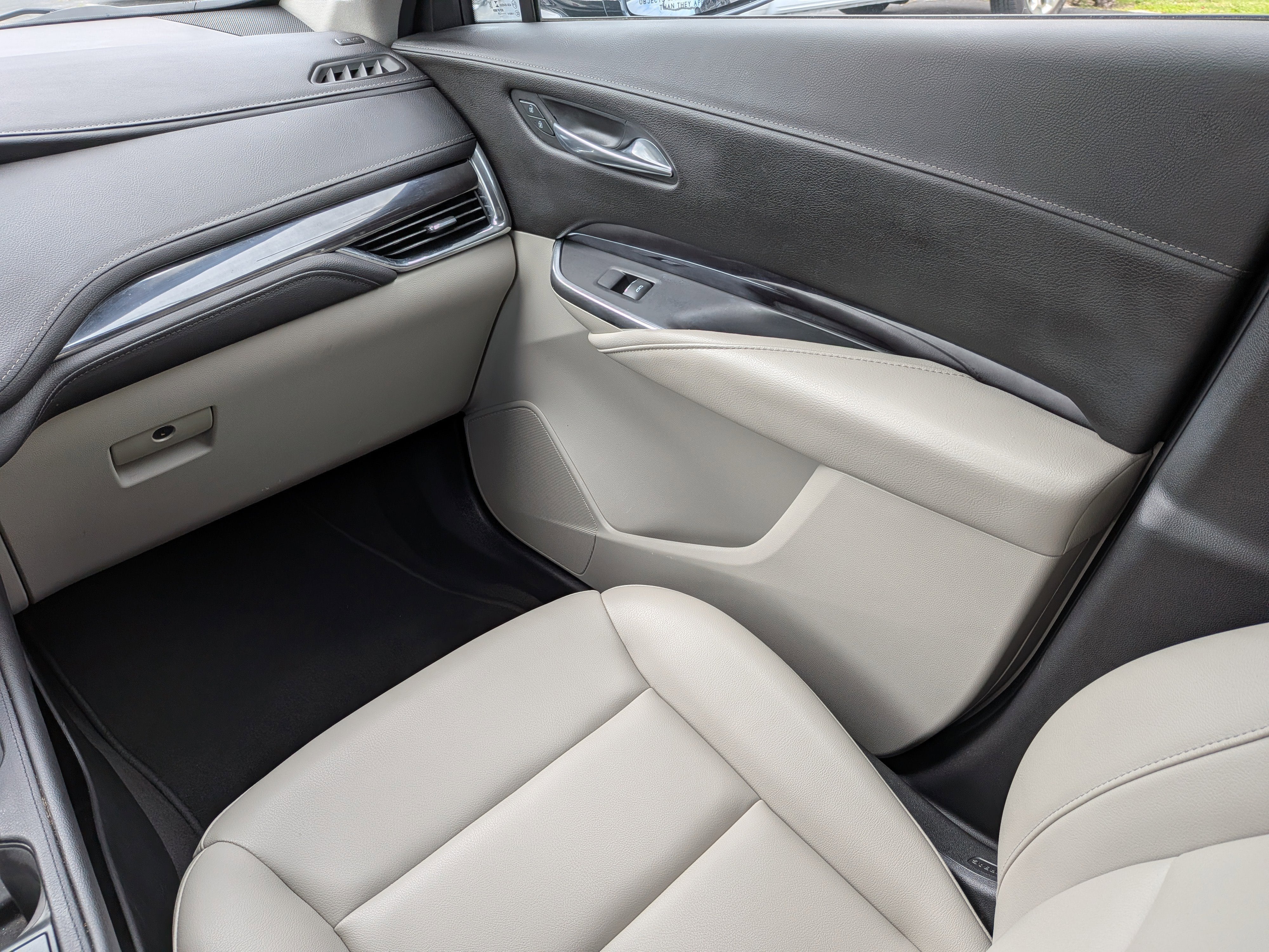 2019 Cadillac XT4 FWD Luxury