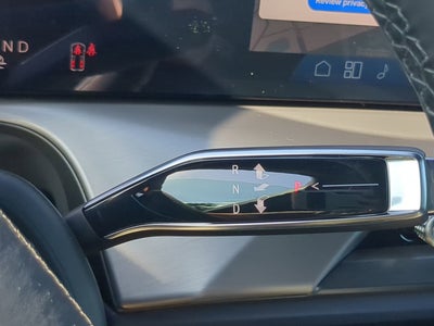 2026 Cadillac VISTIQ Premium Luxury