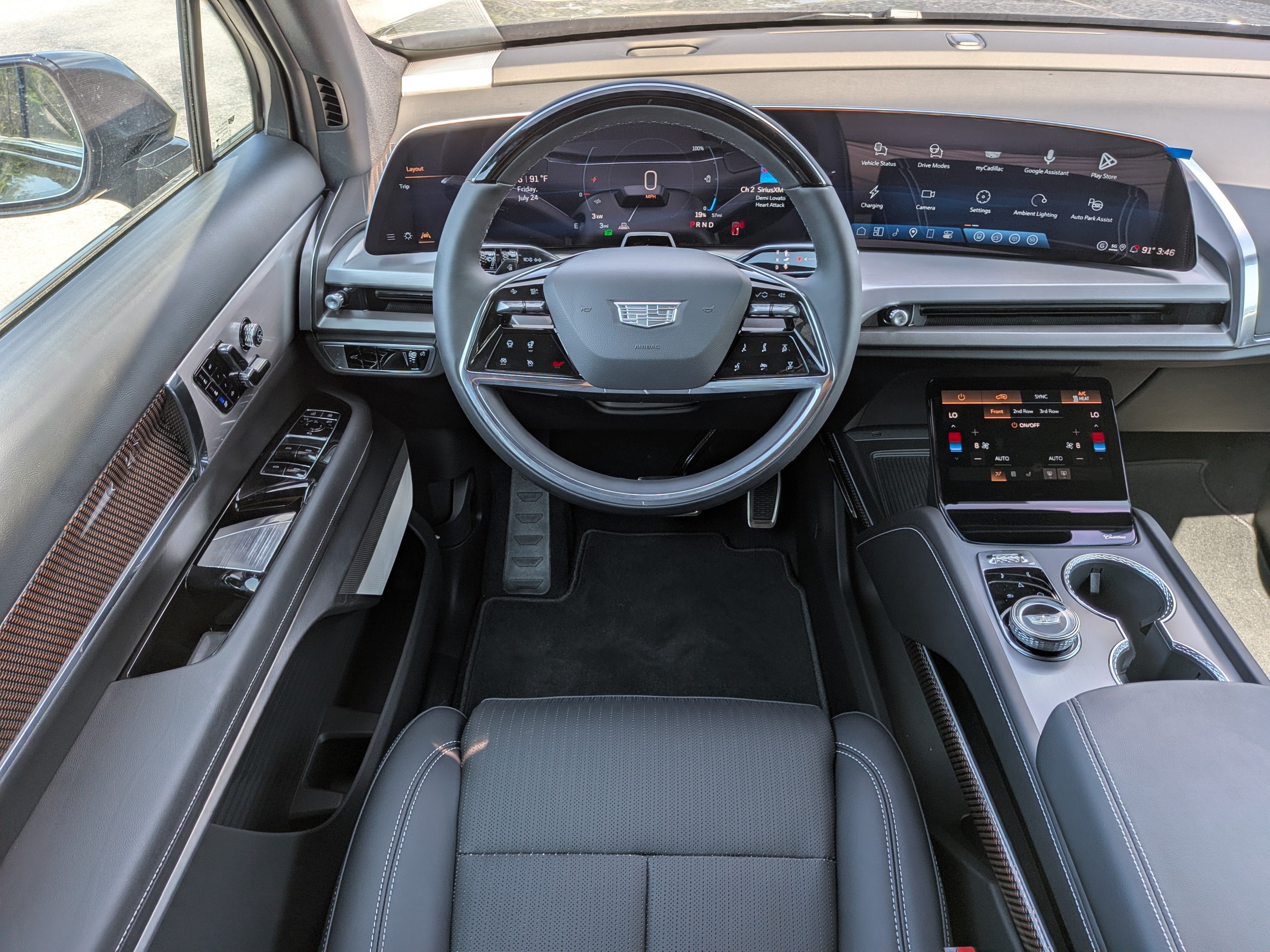 2027 Cadillac VISTIQ Sport