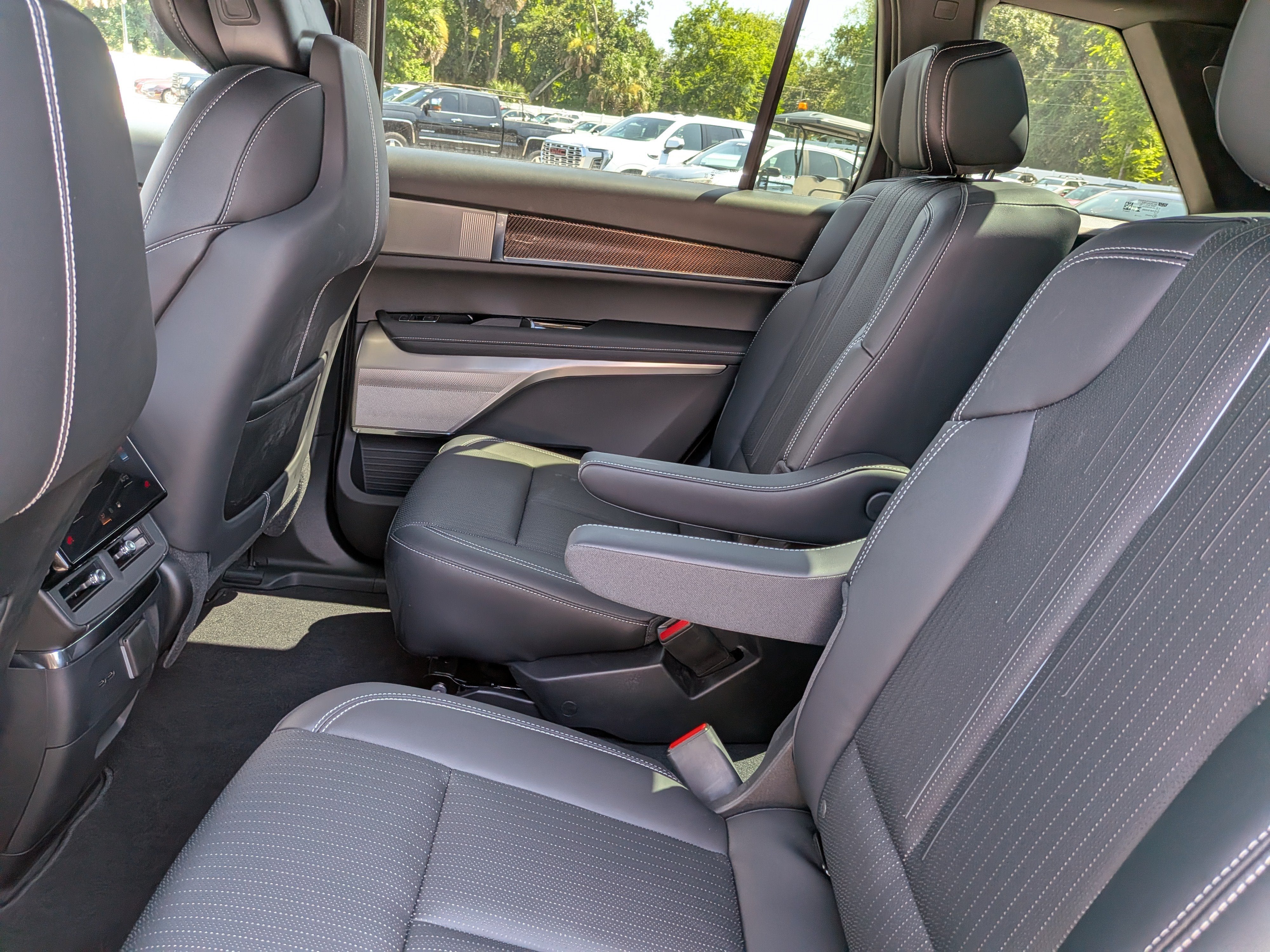 2027 Cadillac VISTIQ Sport