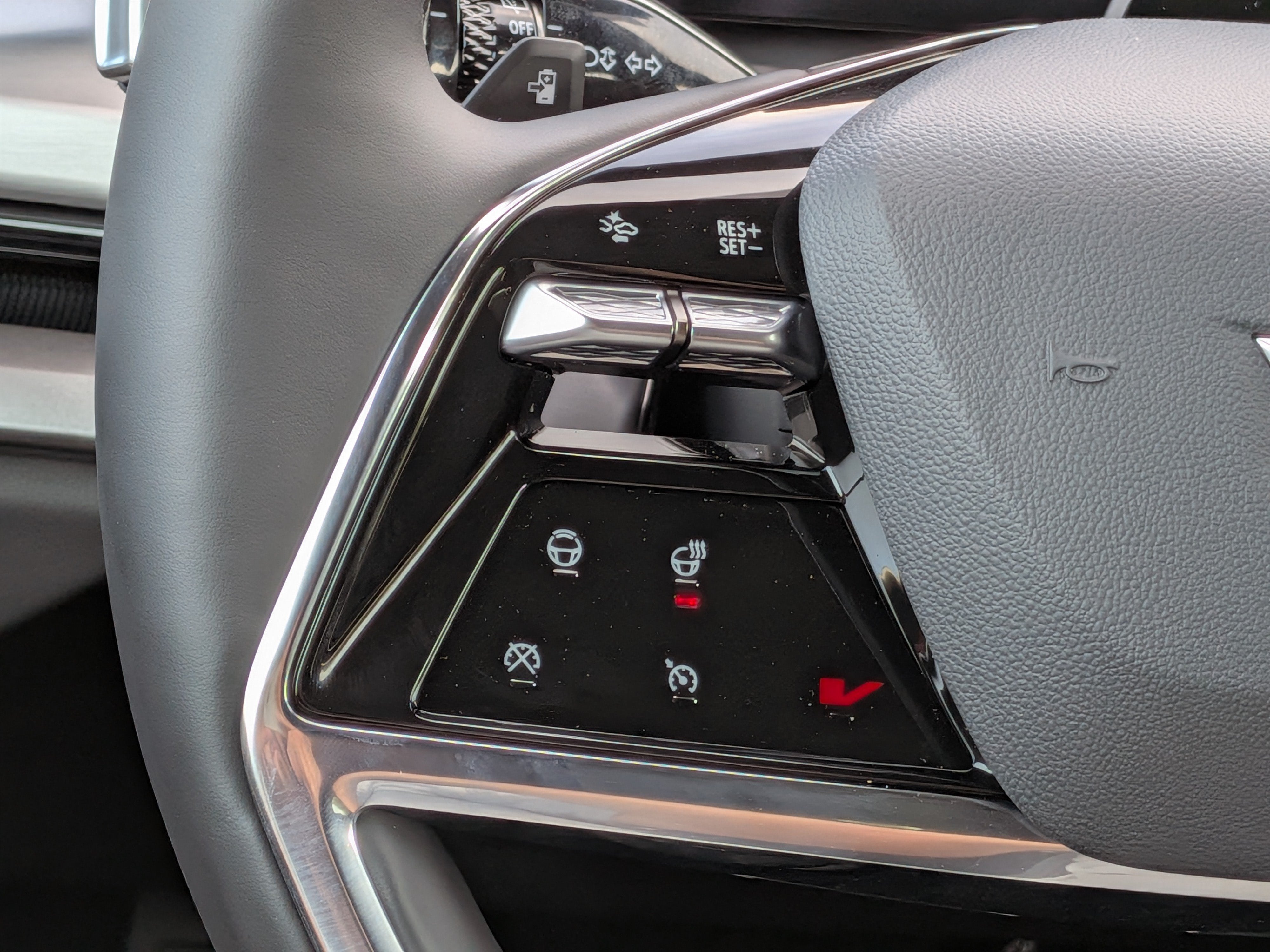 2027 Cadillac VISTIQ Sport