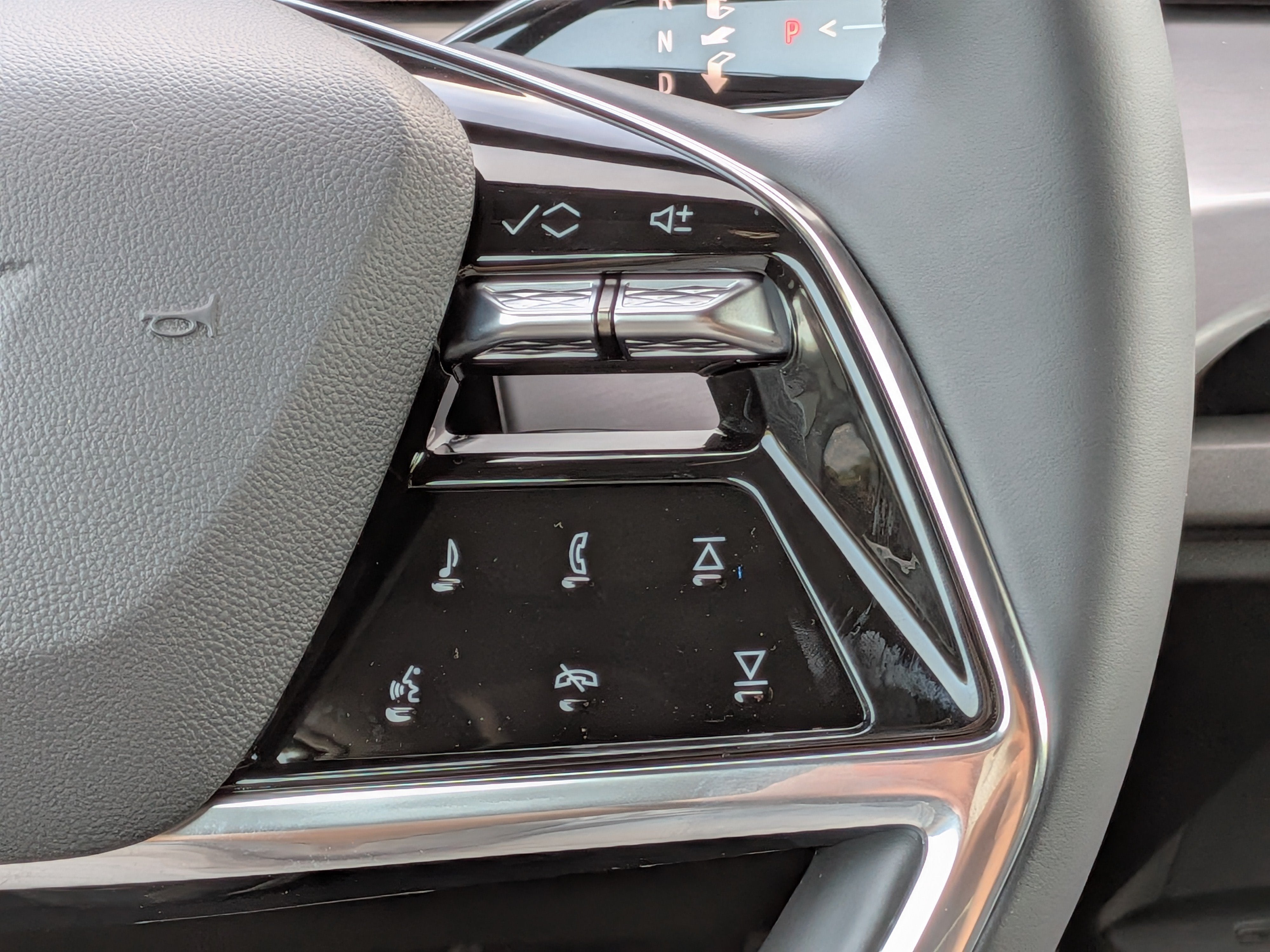 2027 Cadillac VISTIQ Sport