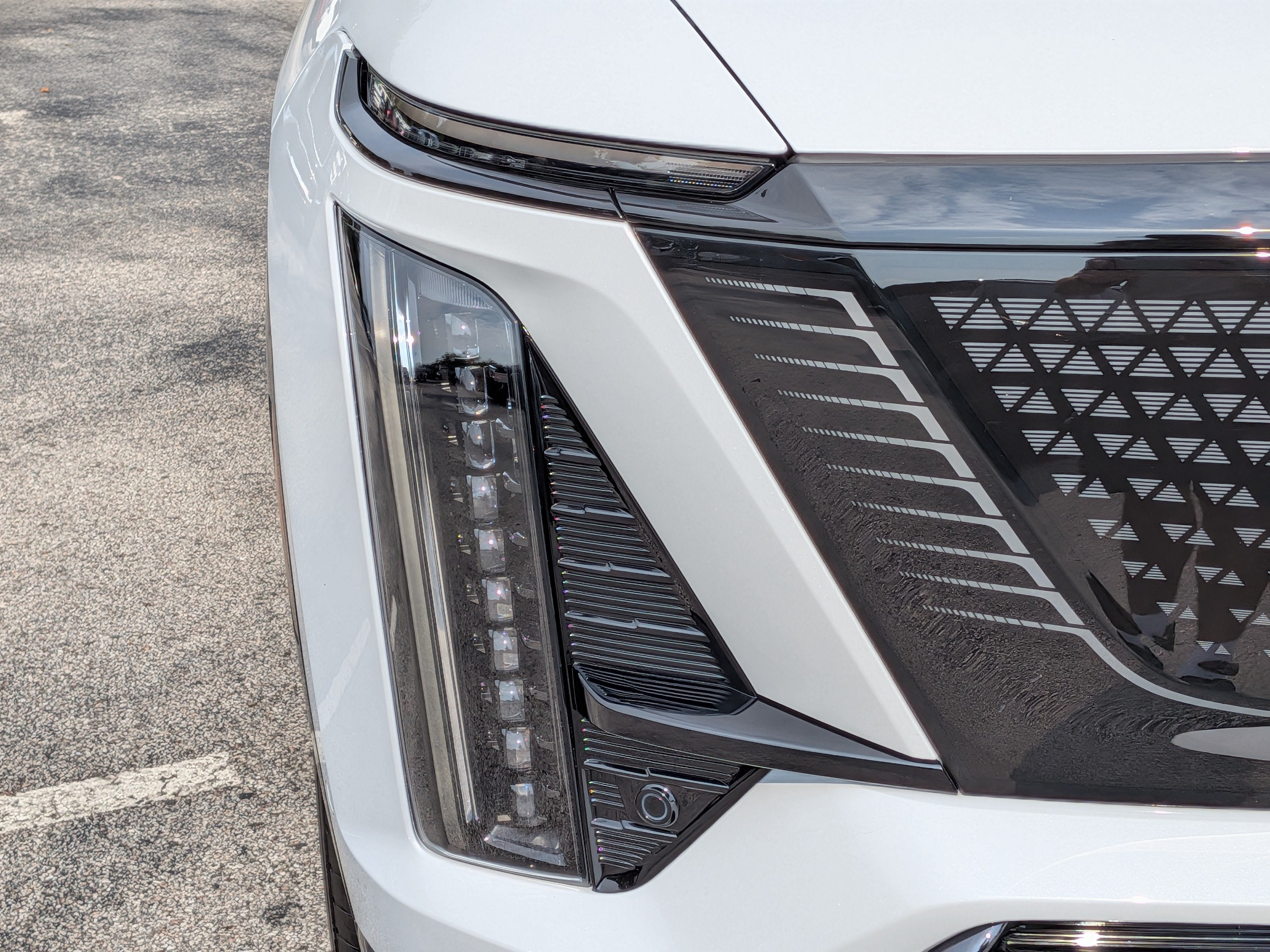 2027 Cadillac VISTIQ Sport