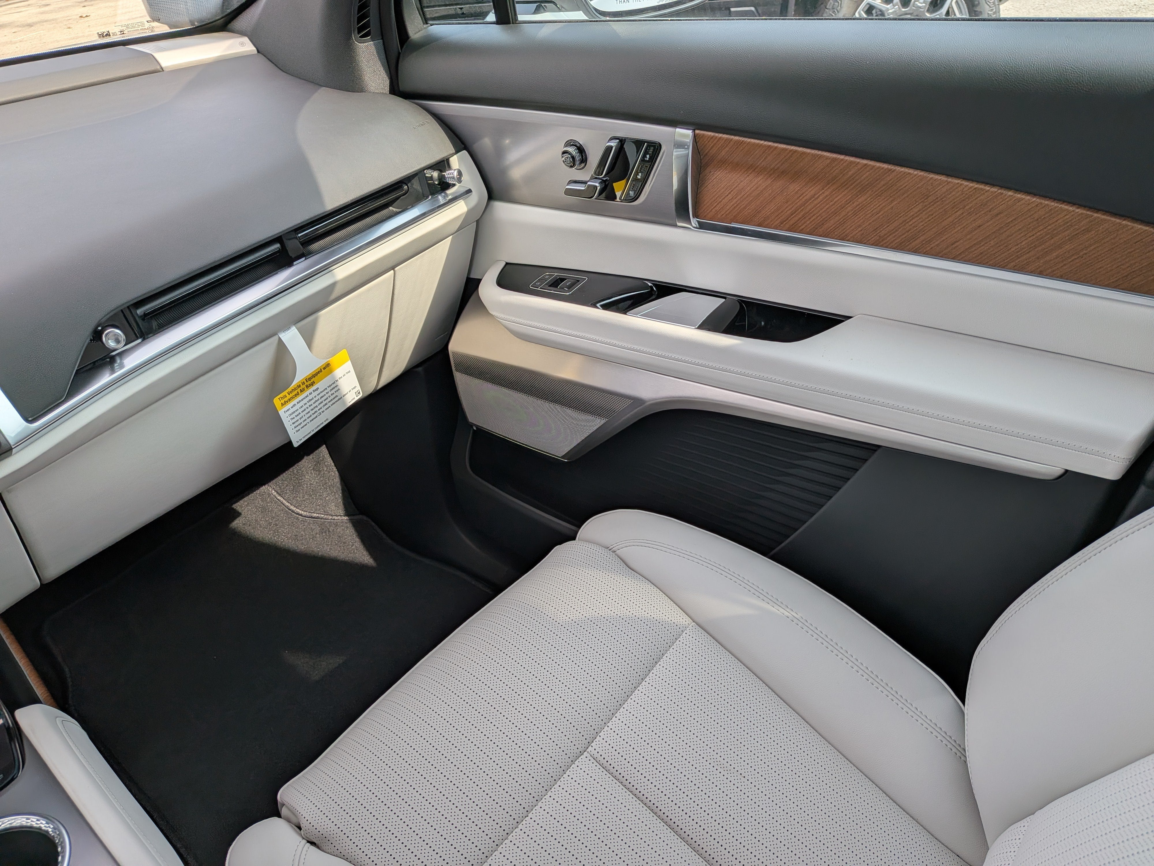 2027 Cadillac VISTIQ Sport