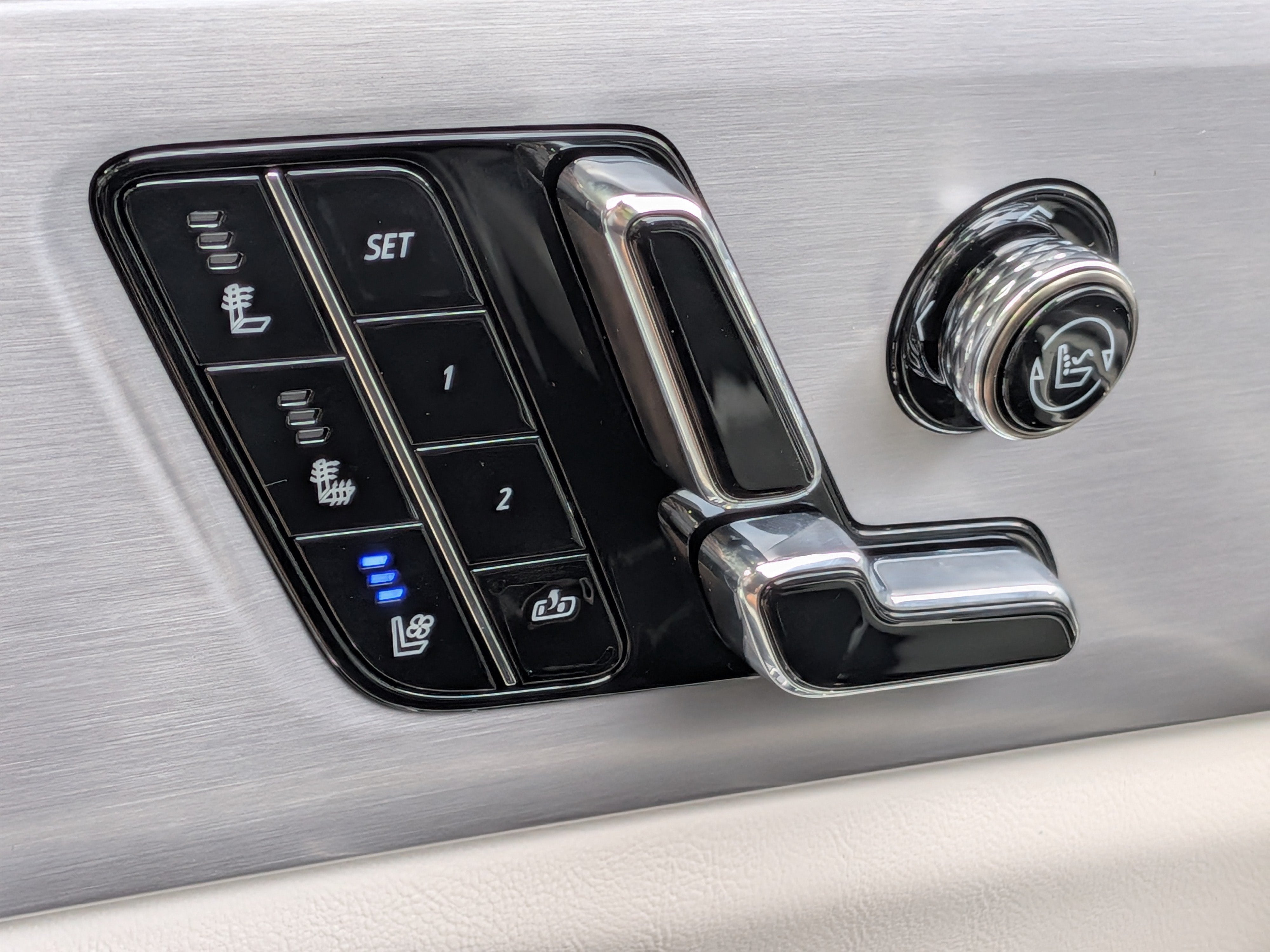 2027 Cadillac VISTIQ Sport
