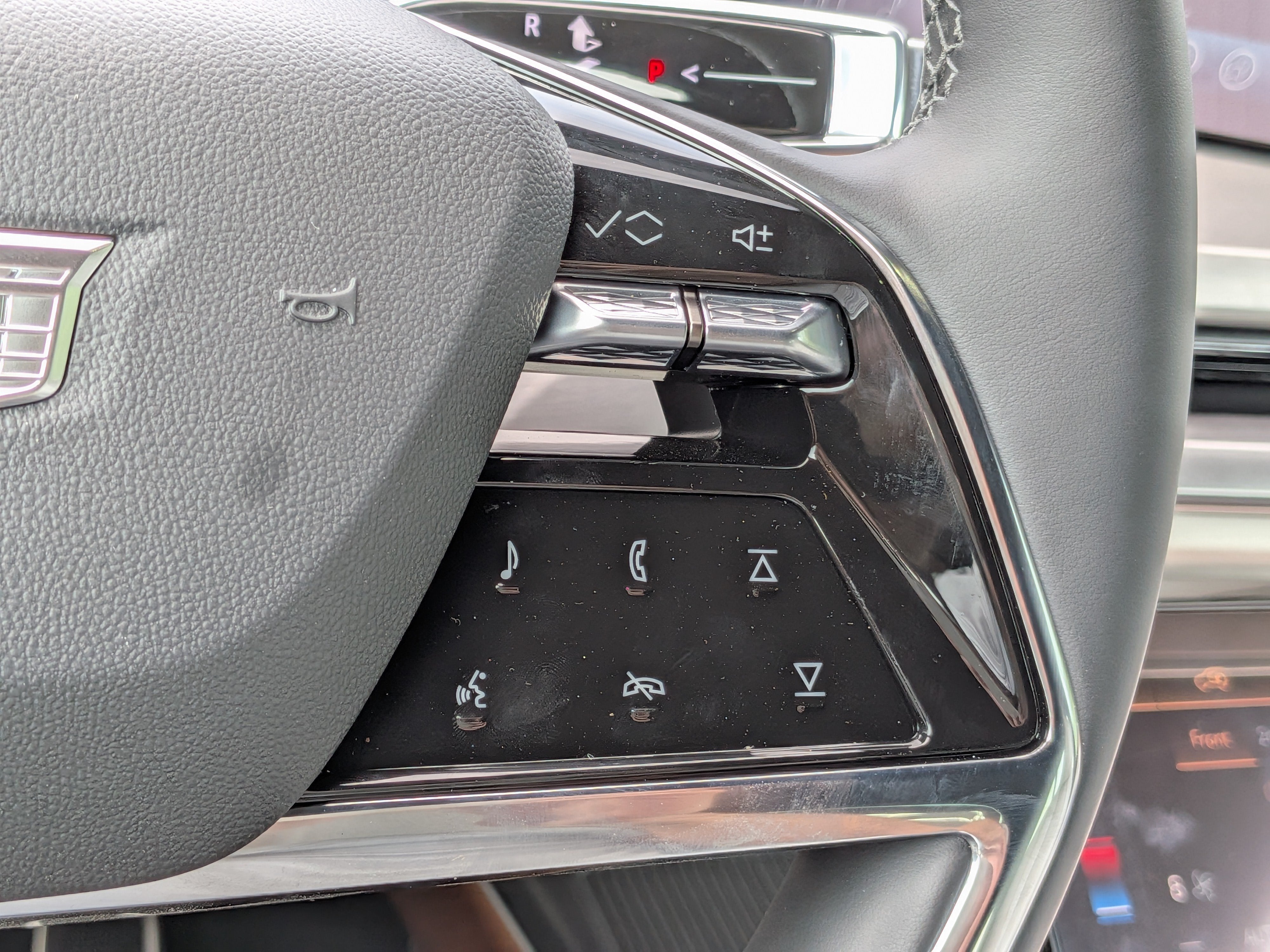 2027 Cadillac VISTIQ Sport