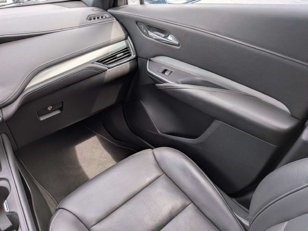 2020 Cadillac XT4 FWD Premium Luxury