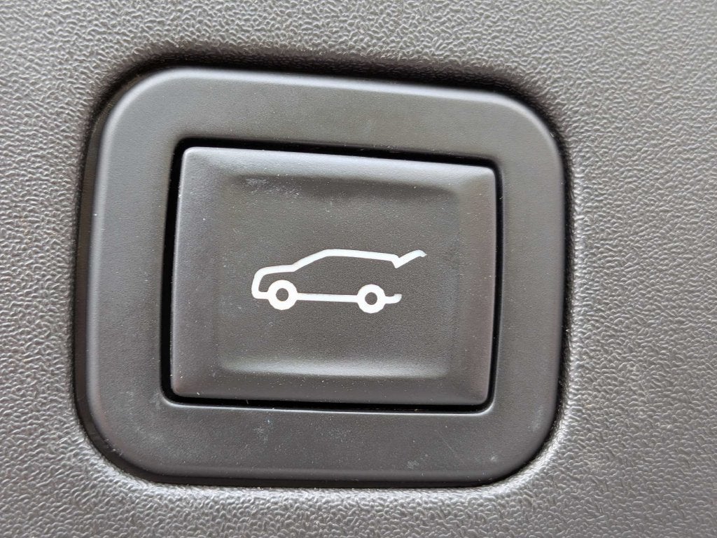 2020 Cadillac XT4 FWD Premium Luxury