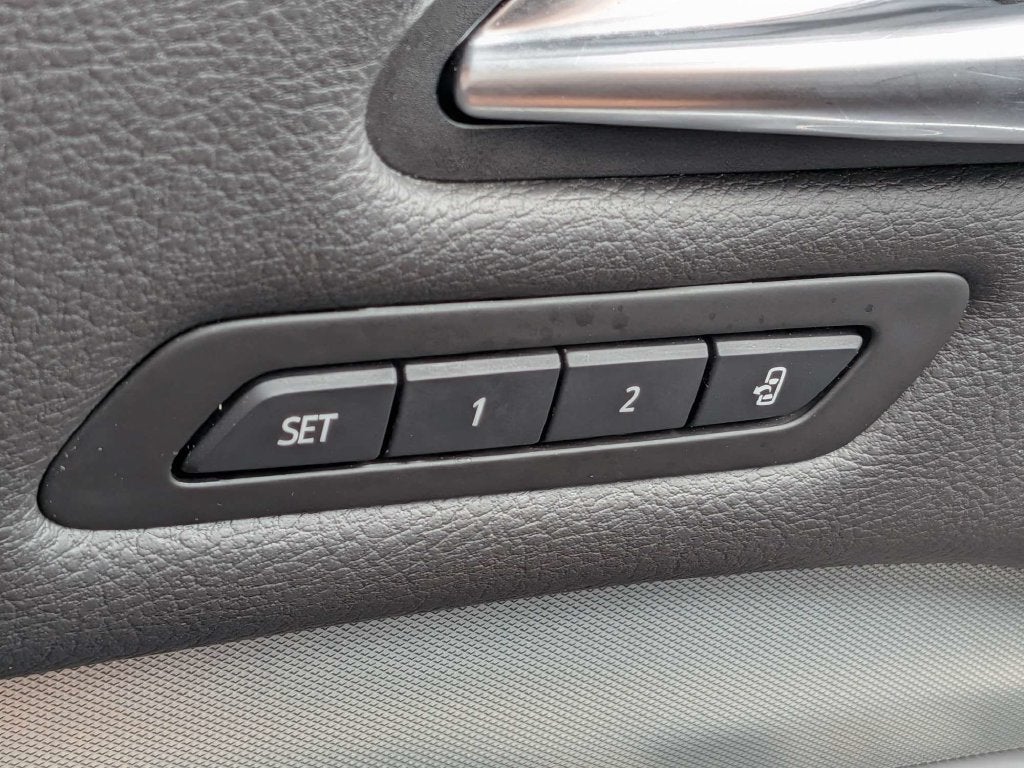 2020 Cadillac XT4 FWD Premium Luxury