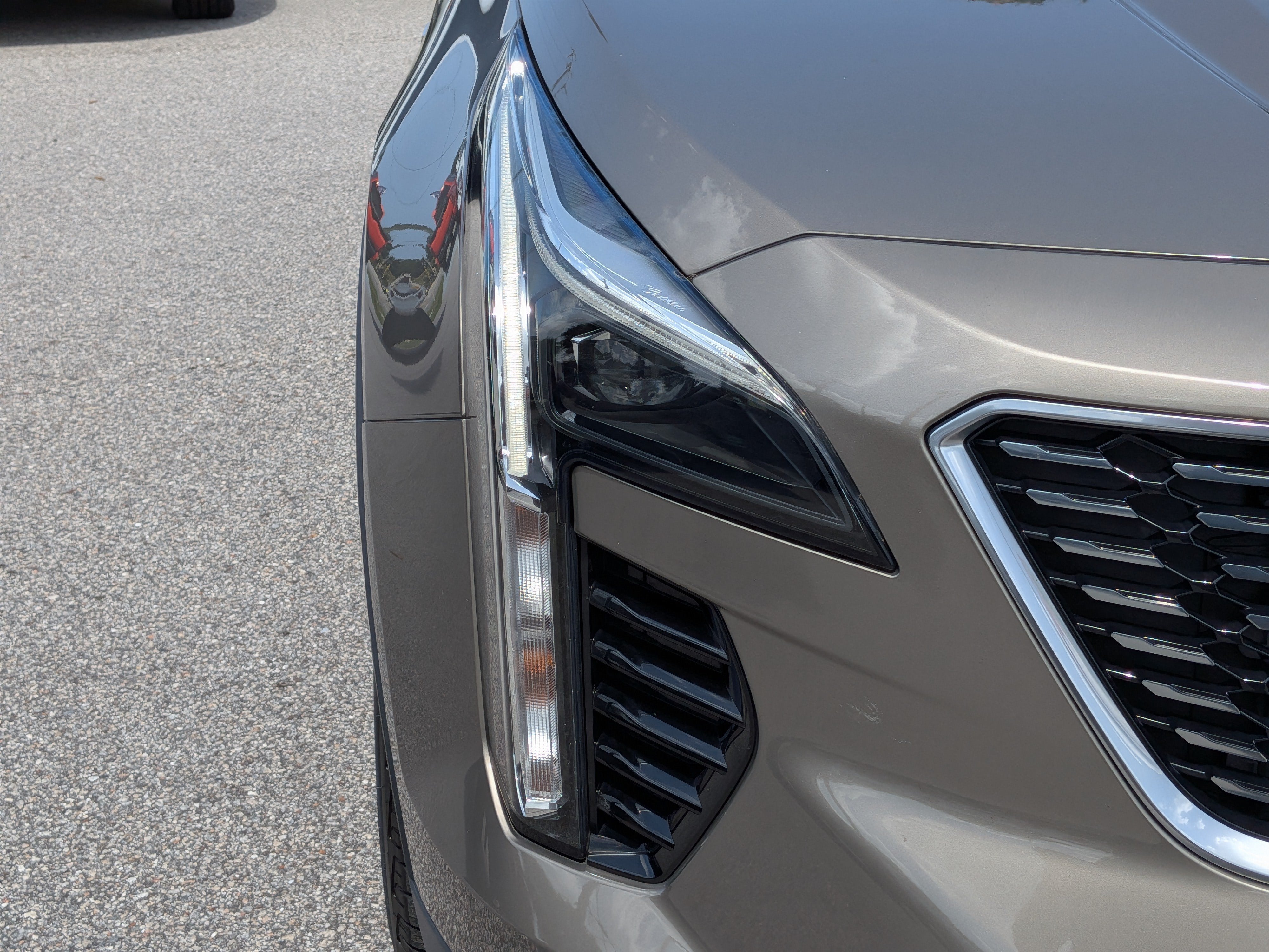 2020 Cadillac XT4 FWD Premium Luxury